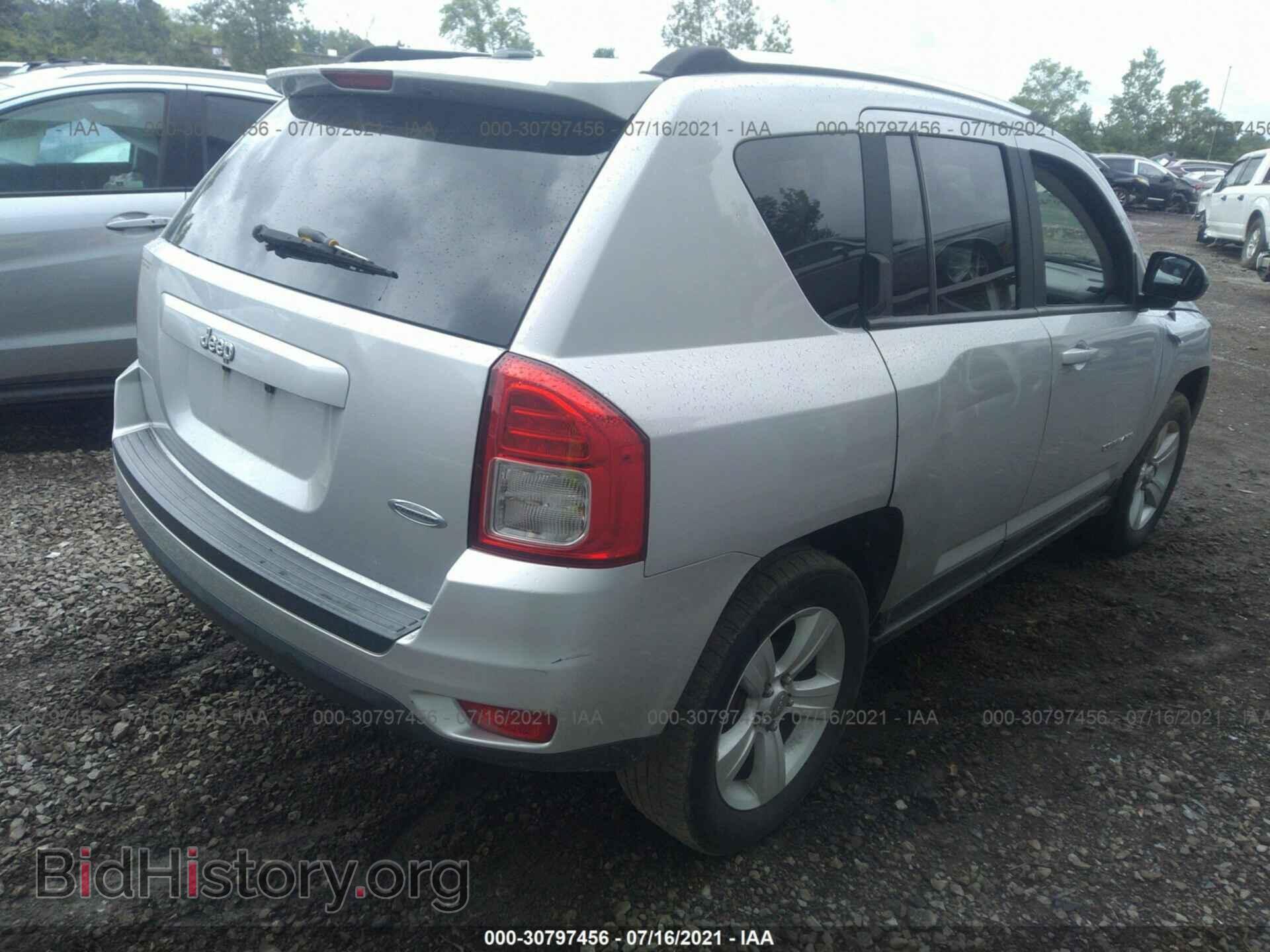 2011 JEEP COMPASS - VIN: 1J4NT1FA4BD151979 - Photo 4