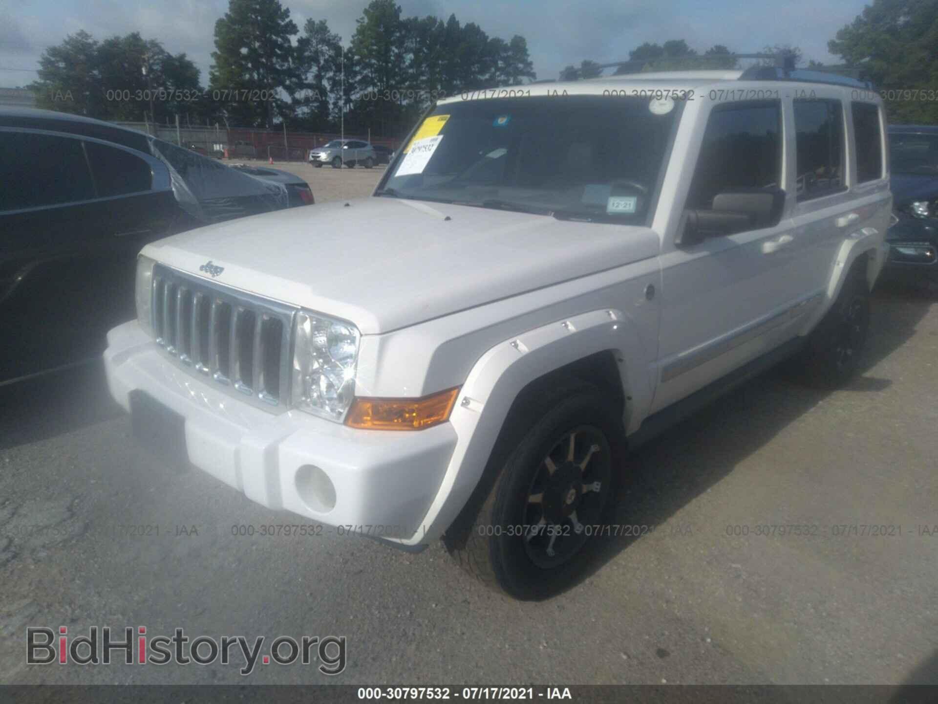 2008 JEEP COMMANDER - VIN: 1J8HG58278C100634 - Фото 2