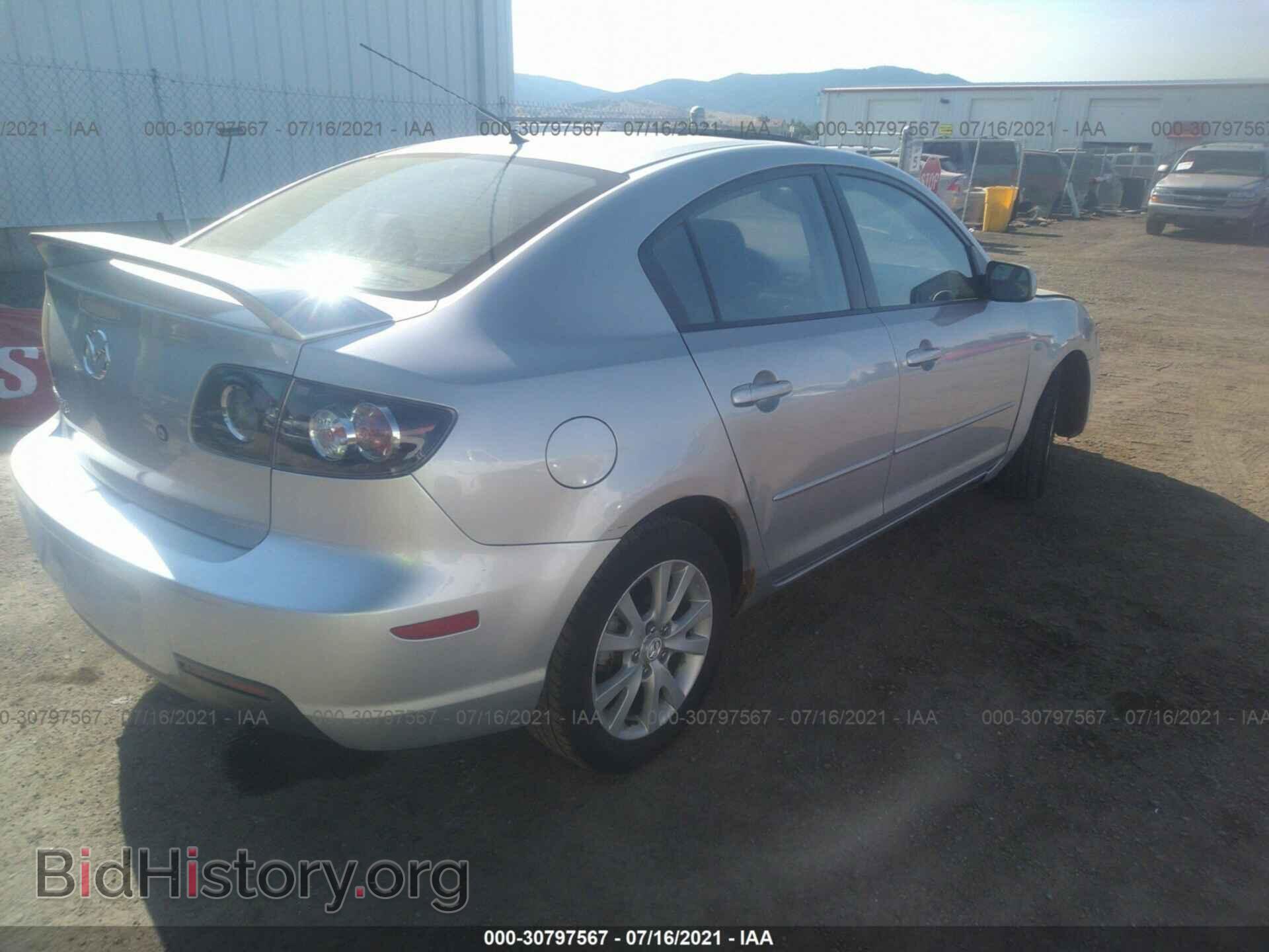 2007 MAZDA MAZDA3 - VIN: JM1BK32F971737871 - Photo 4