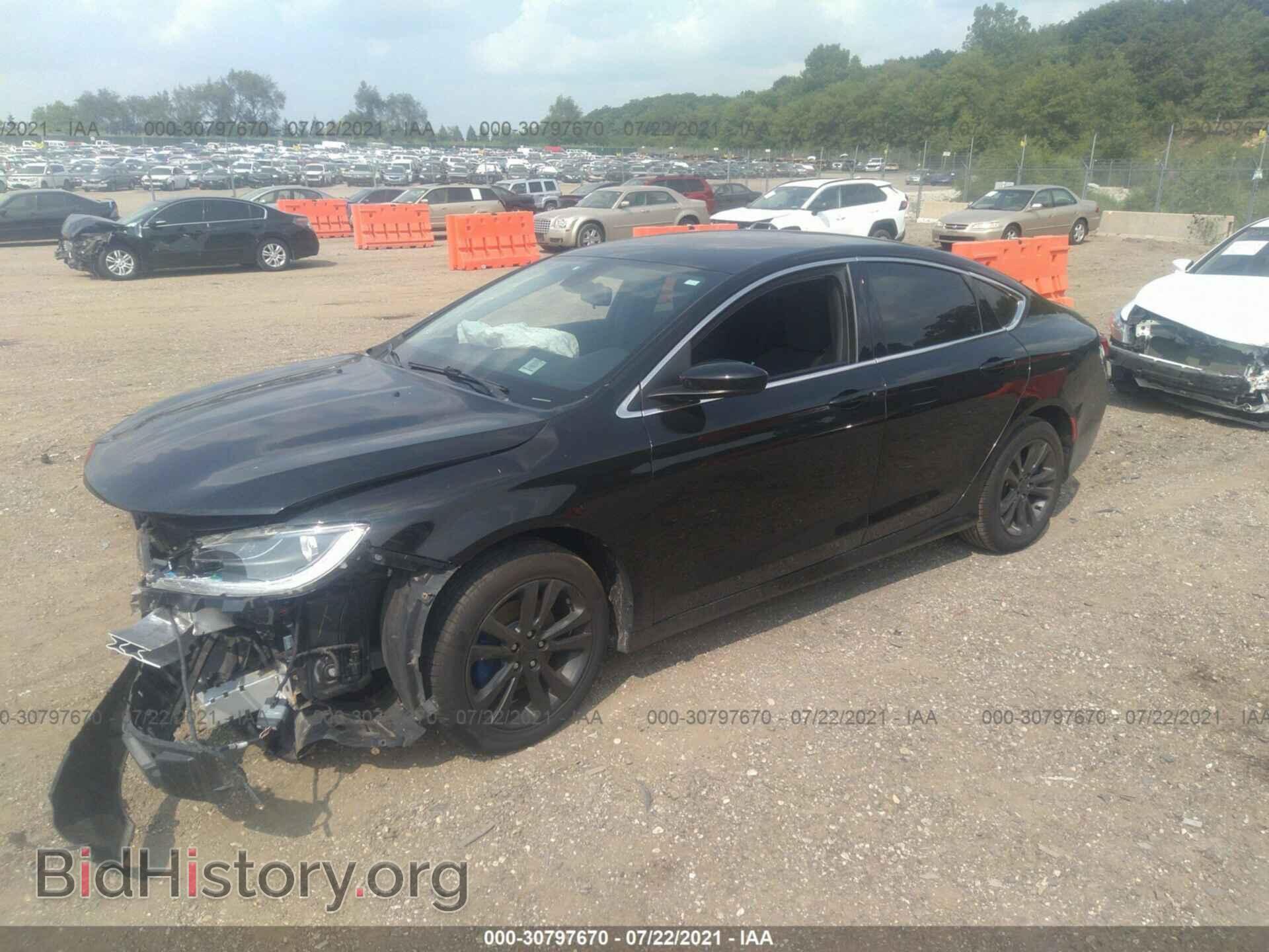 2015 CHRYSLER 200 - VIN: 1C3CCCAB4FN569858 - Фото 2