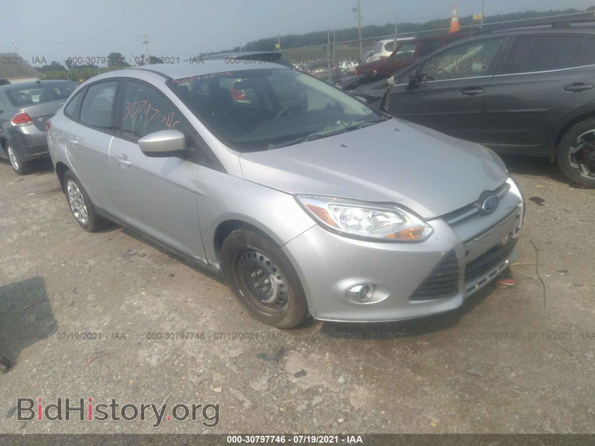 Photo 1FAHP3F22CL273572 - FORD FOCUS 2012