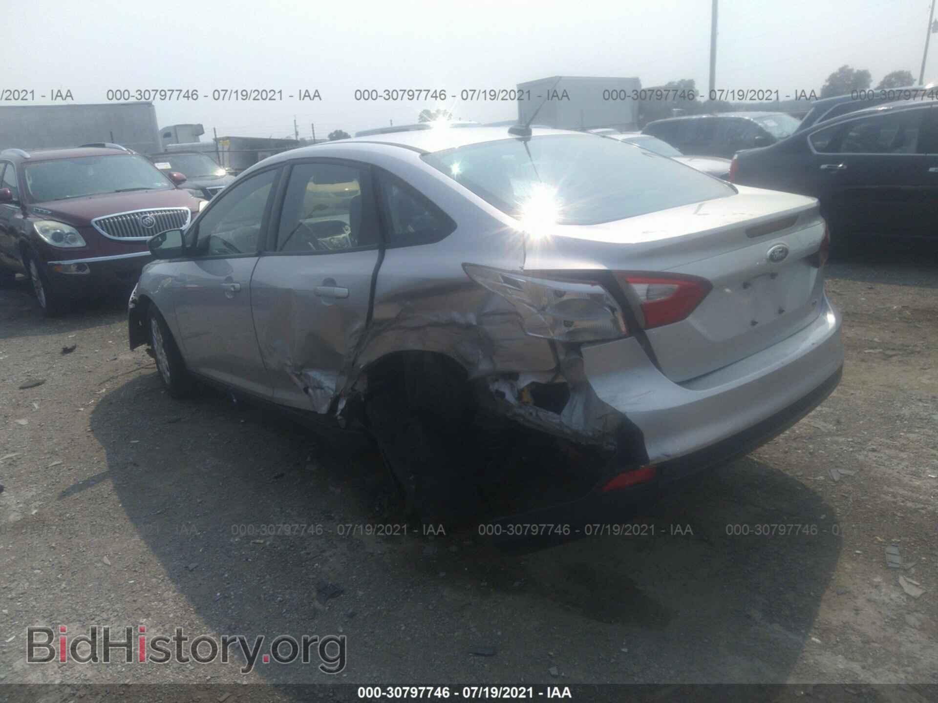 2012 FORD FOCUS - VIN: 1FAHP3F22CL273572 - Photo 3