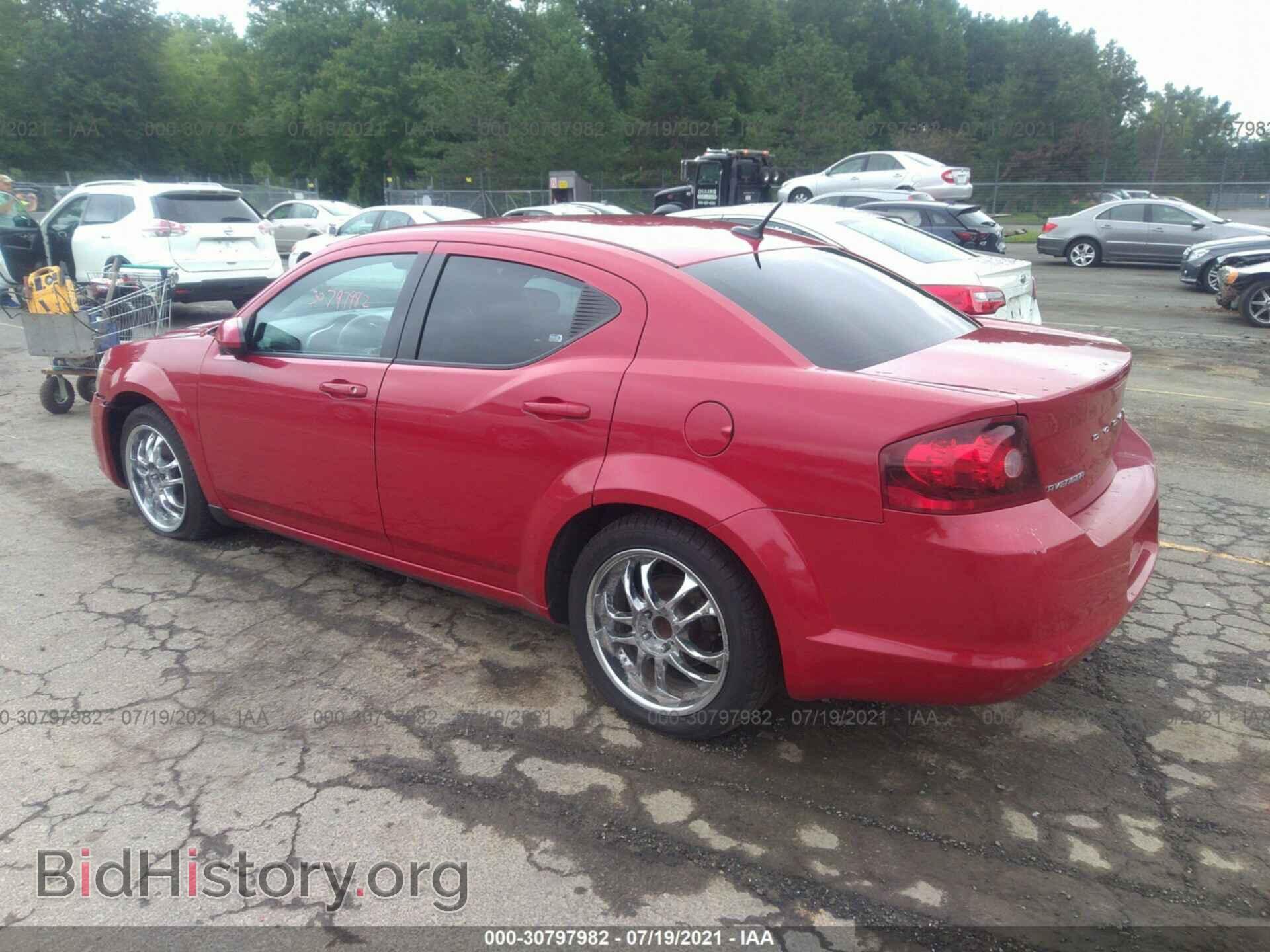 2011 DODGE AVENGER - VIN: 1B3BD2FG7BN508731 - Фото 3
