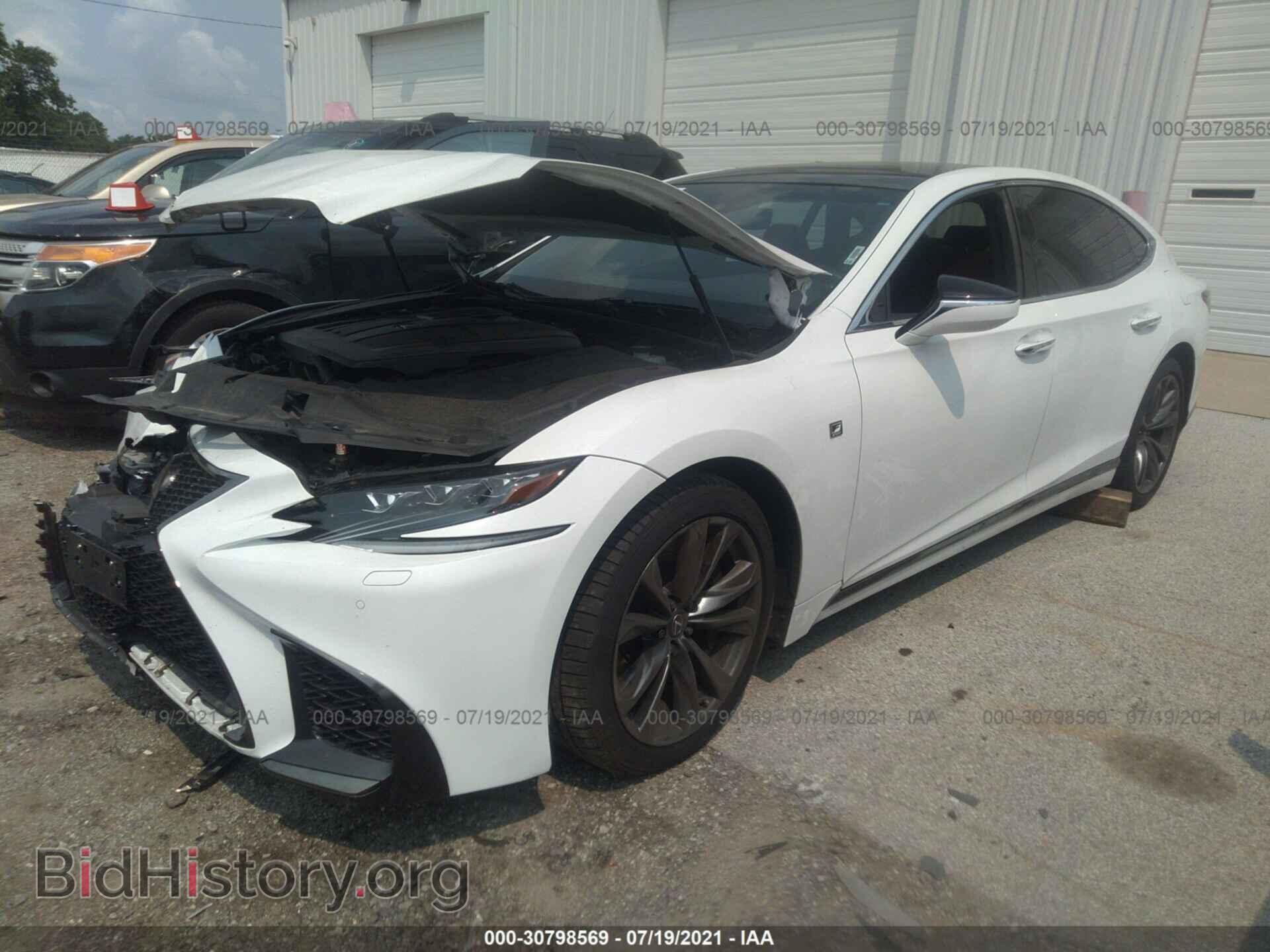2018 LEXUS LS - VIN: JTHC51FF8J5002887 - Photo 2