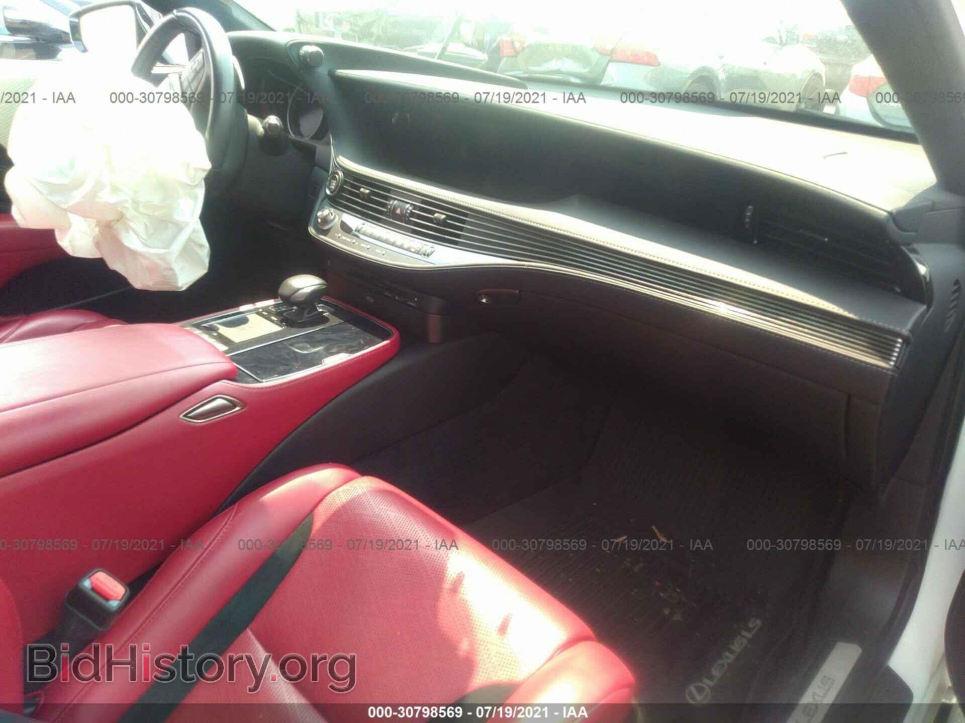 2018 LEXUS LS - VIN: JTHC51FF8J5002887 - Photo 5