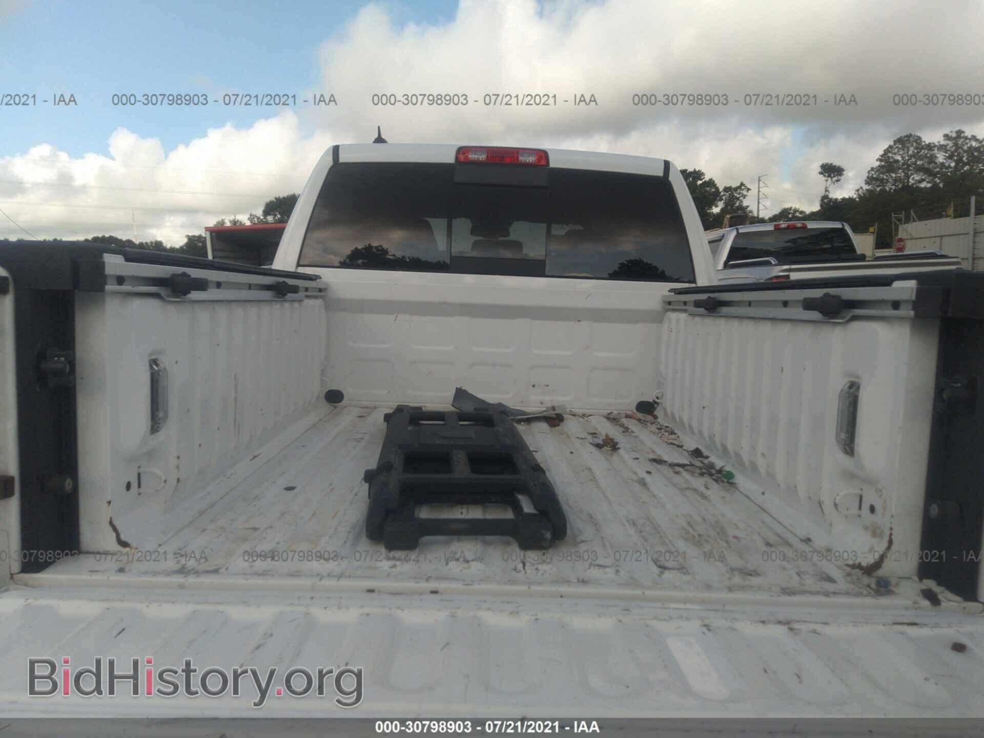 2017 RAM 1500 - VIN: 1C6RR7LT8HS719998 - Фото 8
