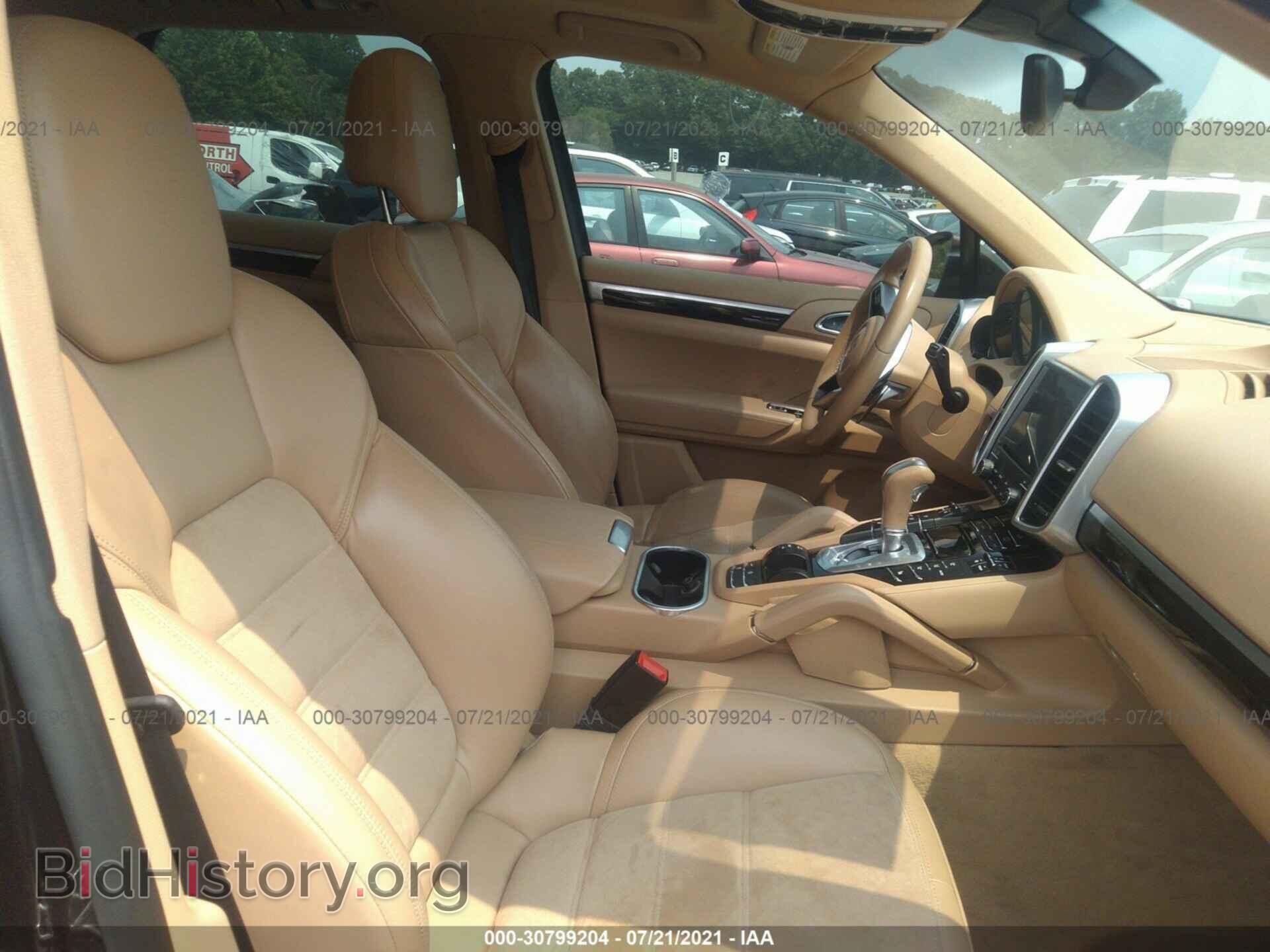 2017 PORSCHE CAYENNE - VIN: WP1AA2A23HKA84116 - Фото 5