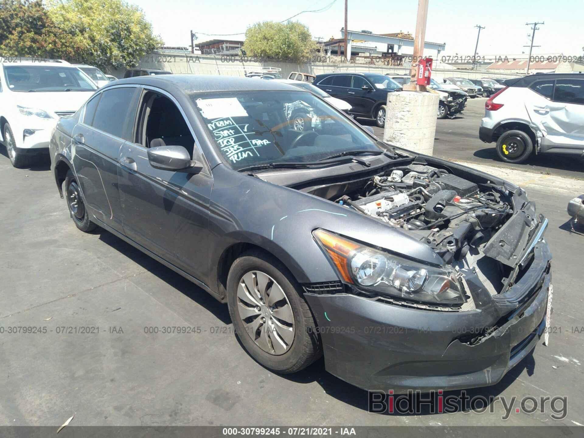 Photo 1HGCP2F30CA183079 - HONDA ACCORD SDN 2012