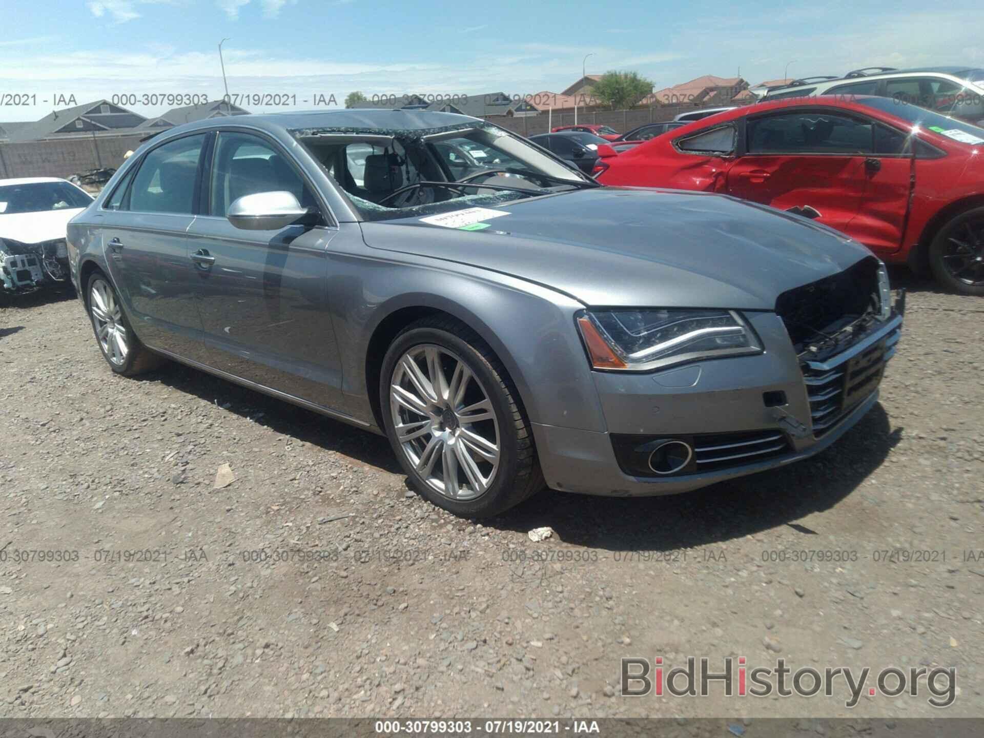 Photo WAURMAFD3EN000755 - AUDI A8 L 2014