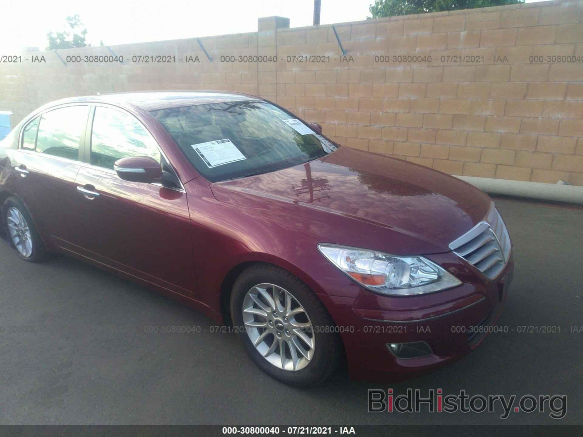 Photo KMHGC4DE4BU113430 - HYUNDAI GENESIS 2011