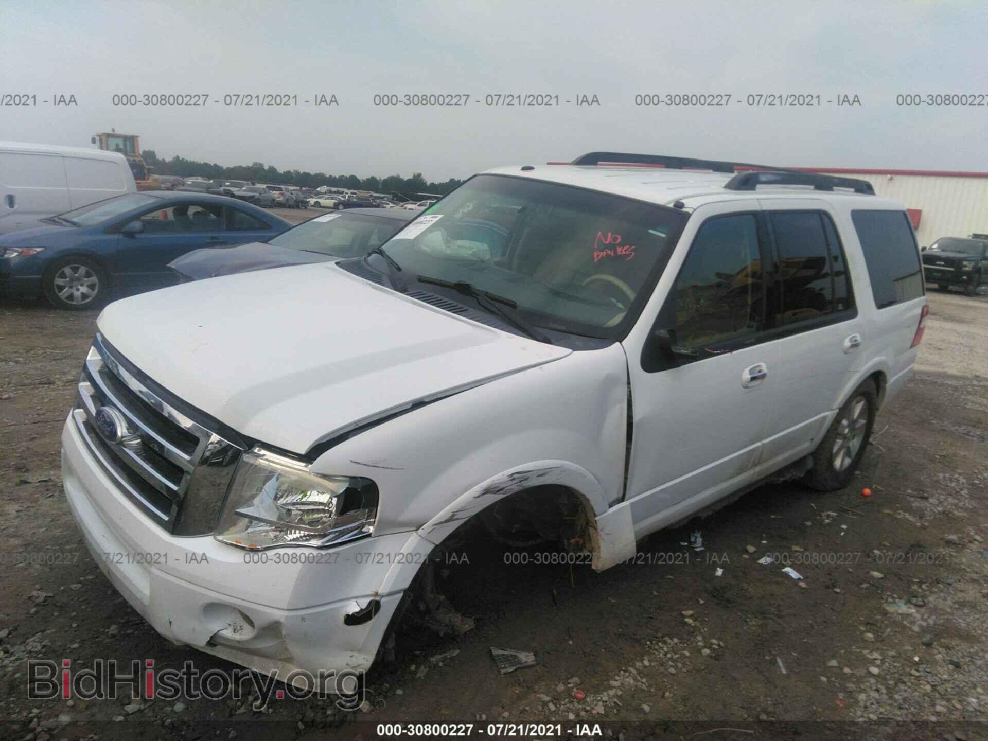 2010 FORD EXPEDITION - VIN: 1FMJU1F52AEA58435 - Фото 2