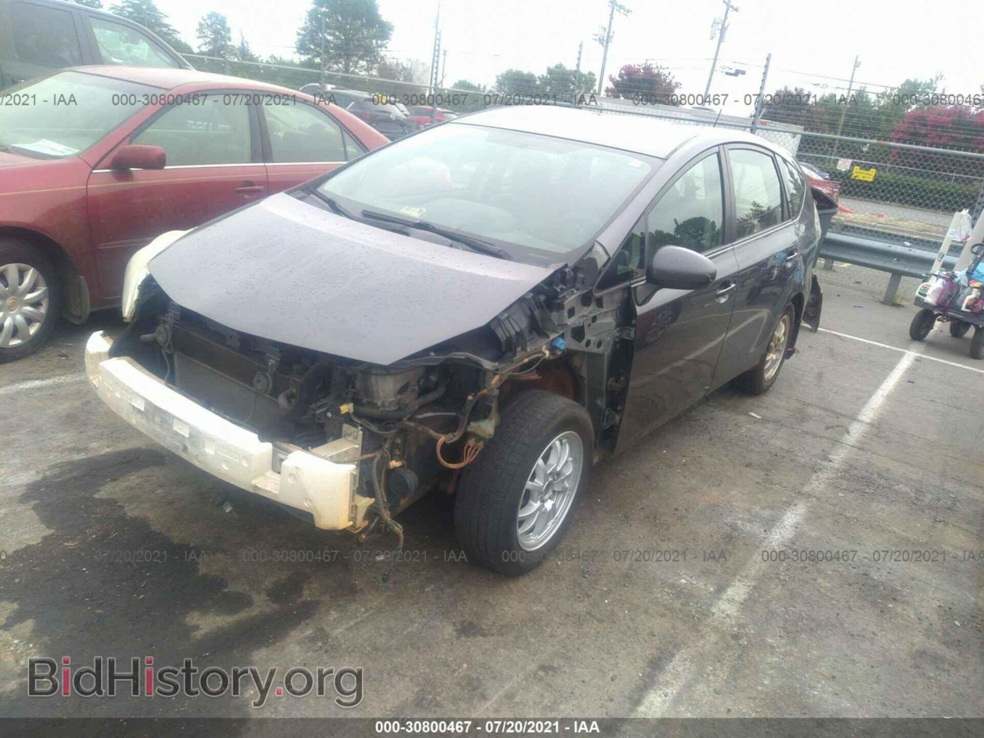 2012 TOYOTA PRIUS V - VIN: JTDZN3EU5C3024058 - Фото 2