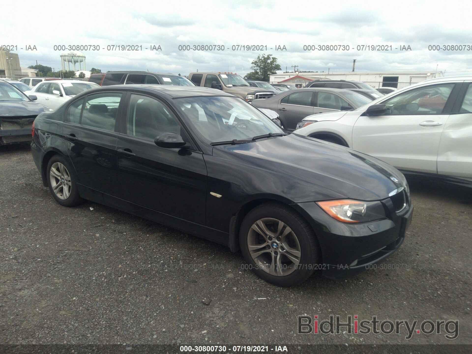 Photo WBAVC73518KX91343 - BMW 3 SERIES 2008