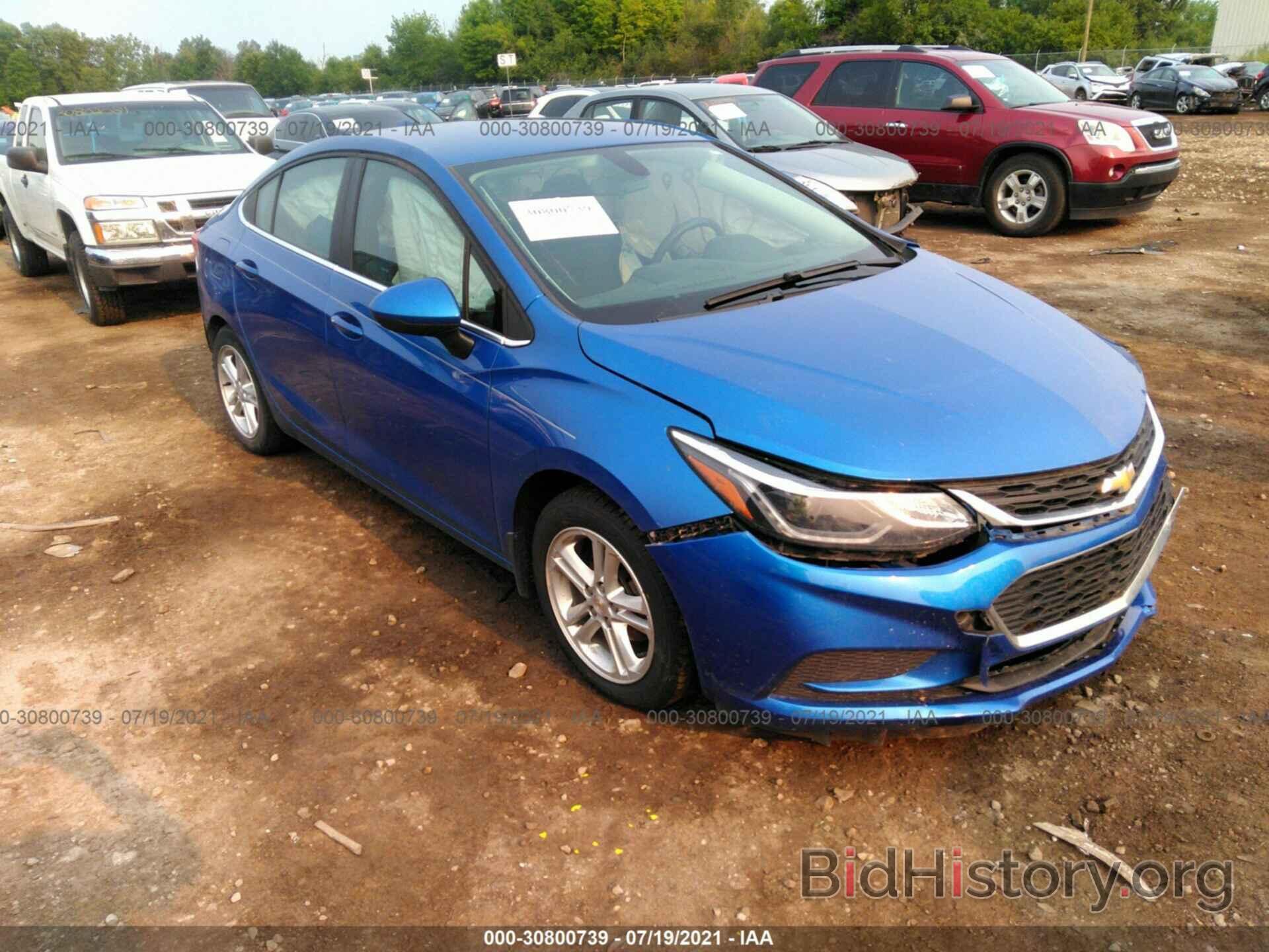 Photo 1G1BE5SM2H7223028 - CHEVROLET CRUZE 2017