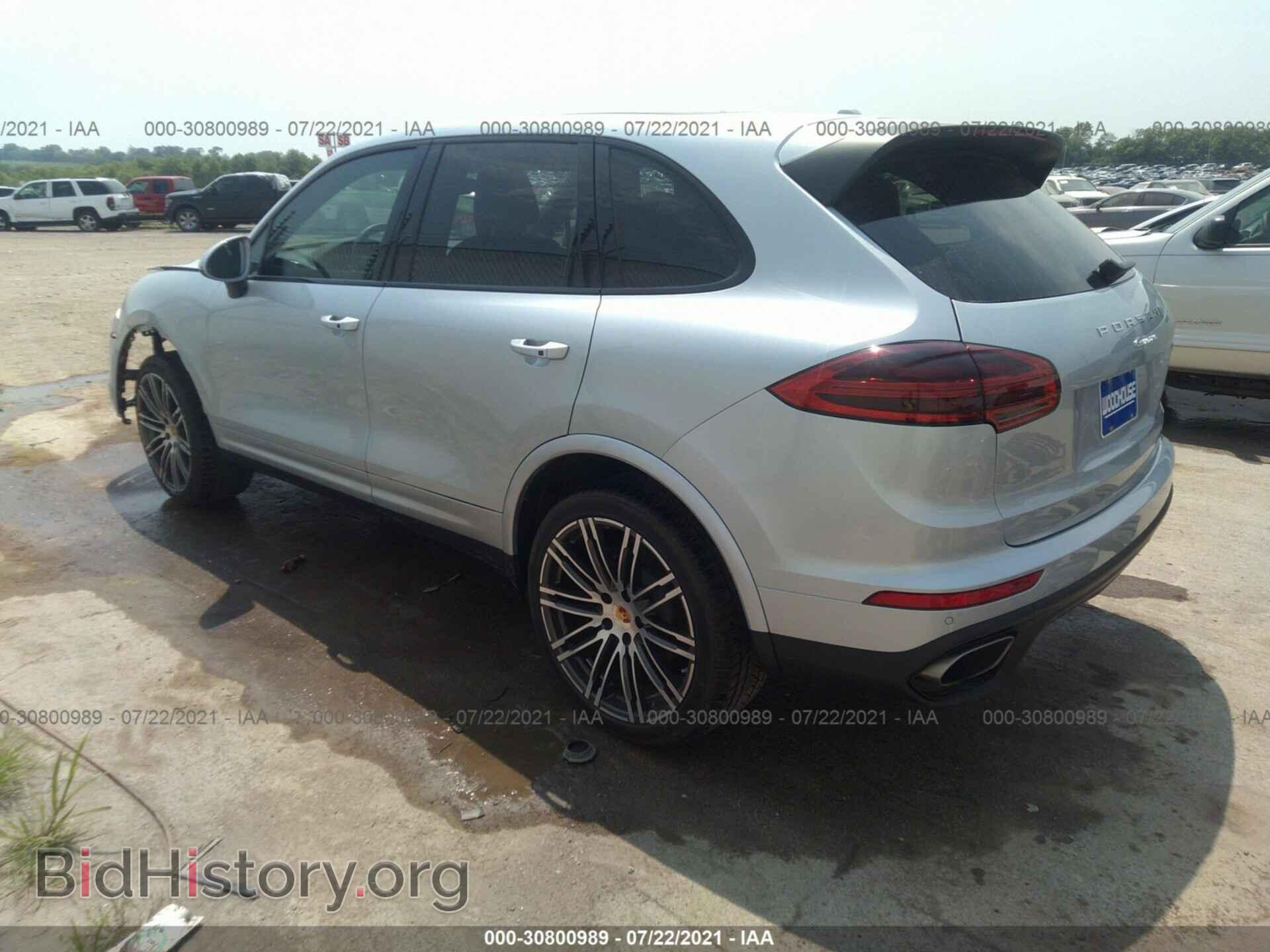 2018 PORSCHE CAYENNE - VIN: WP1AA2A29JKA04372 - Фото 3