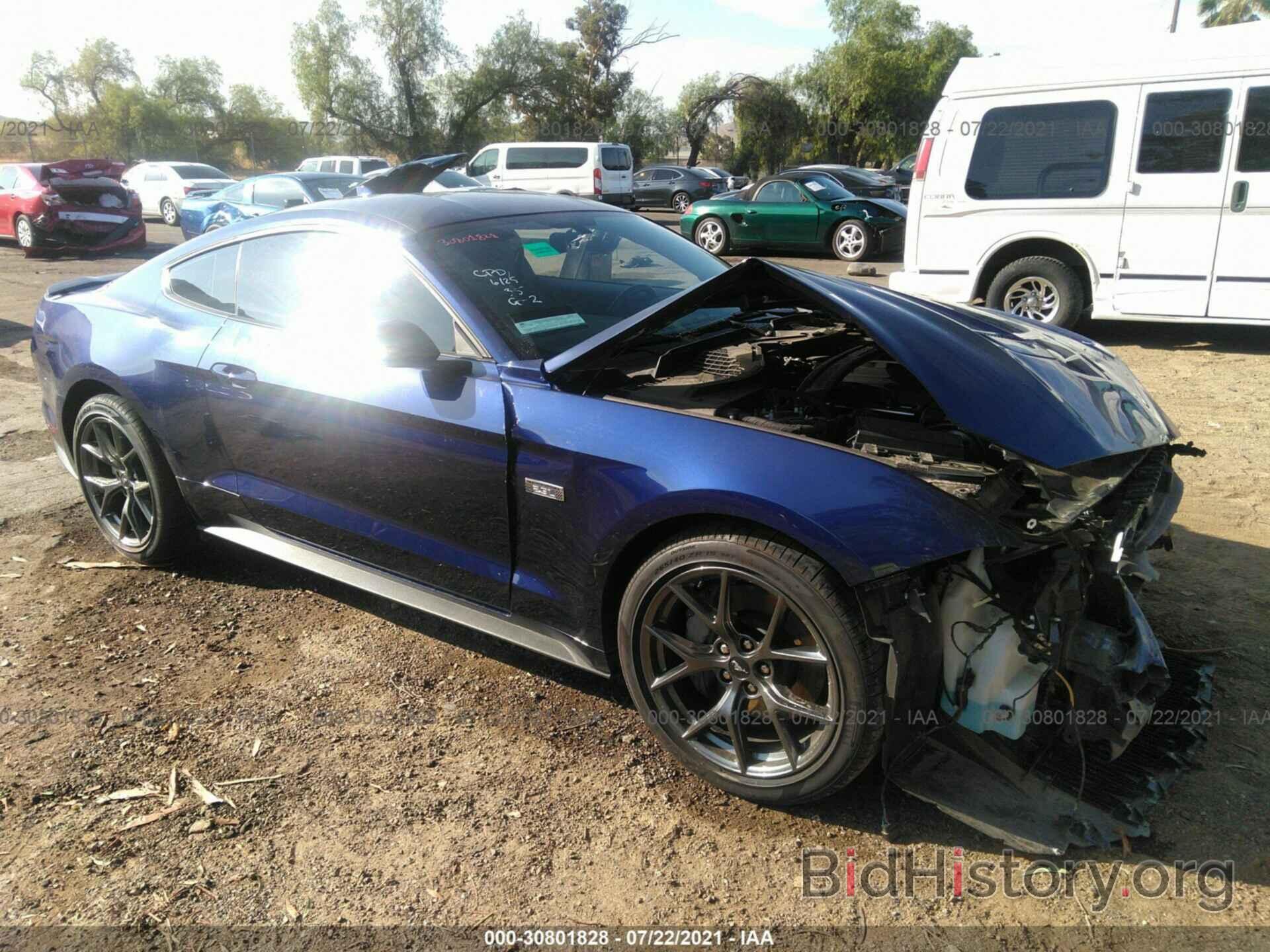 Photo 1FA6P8TD7L5173398 - FORD MUSTANG 2020