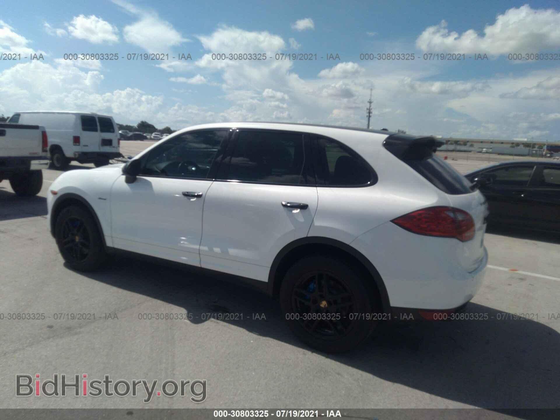 2013 PORSCHE CAYENNE - VIN: WP1AF2A24DLA35514 - Фото 3