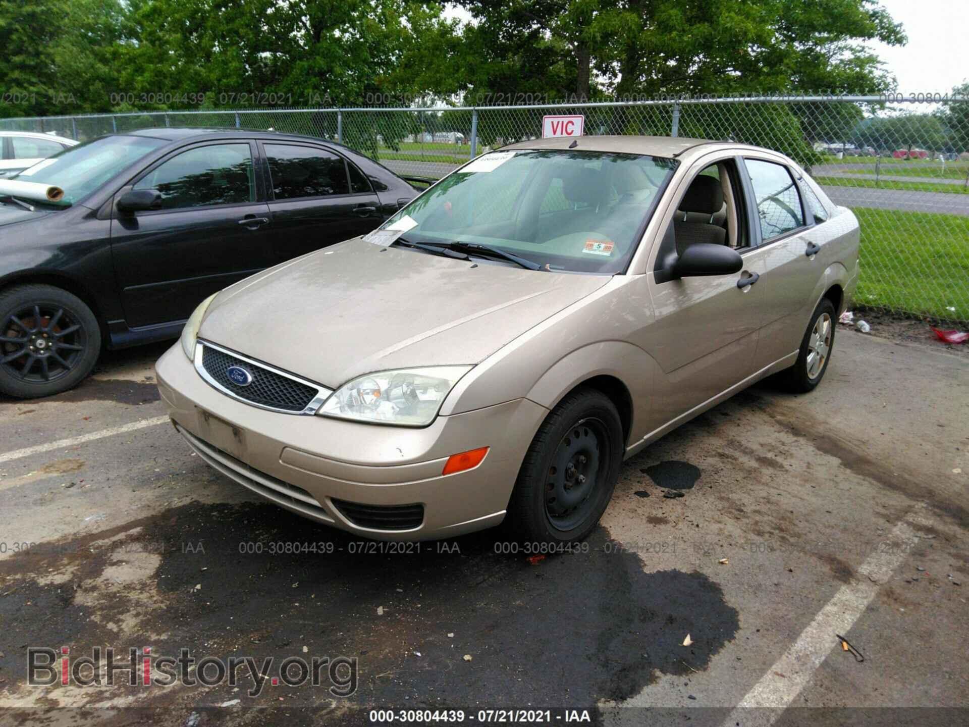 2007 FORD FOCUS - VIN: 1FAFP34N07W304939 - Фото 2