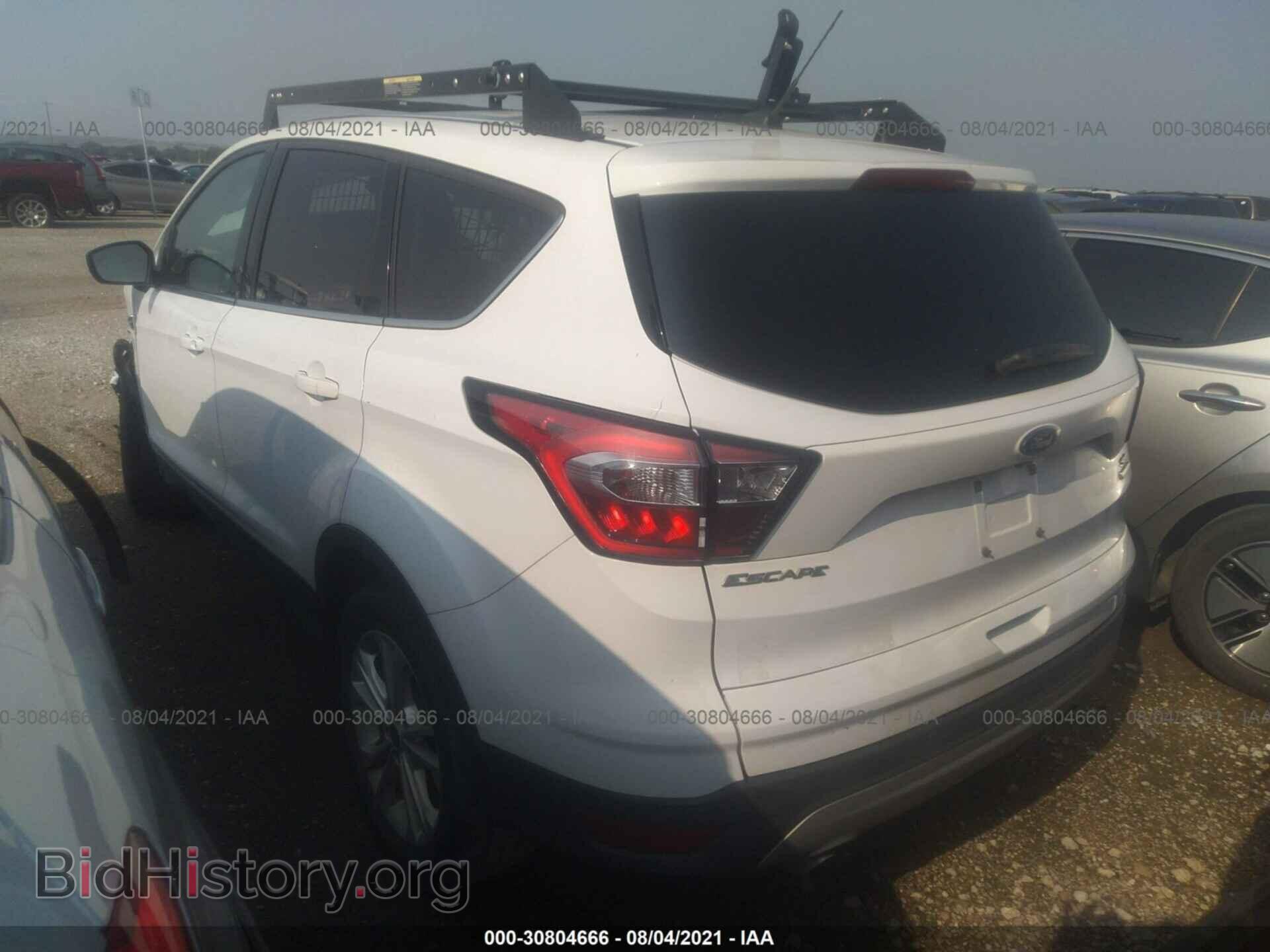 2017 FORD ESCAPE - VIN: 1FMCU0GDXHUE77190 - Фото 3