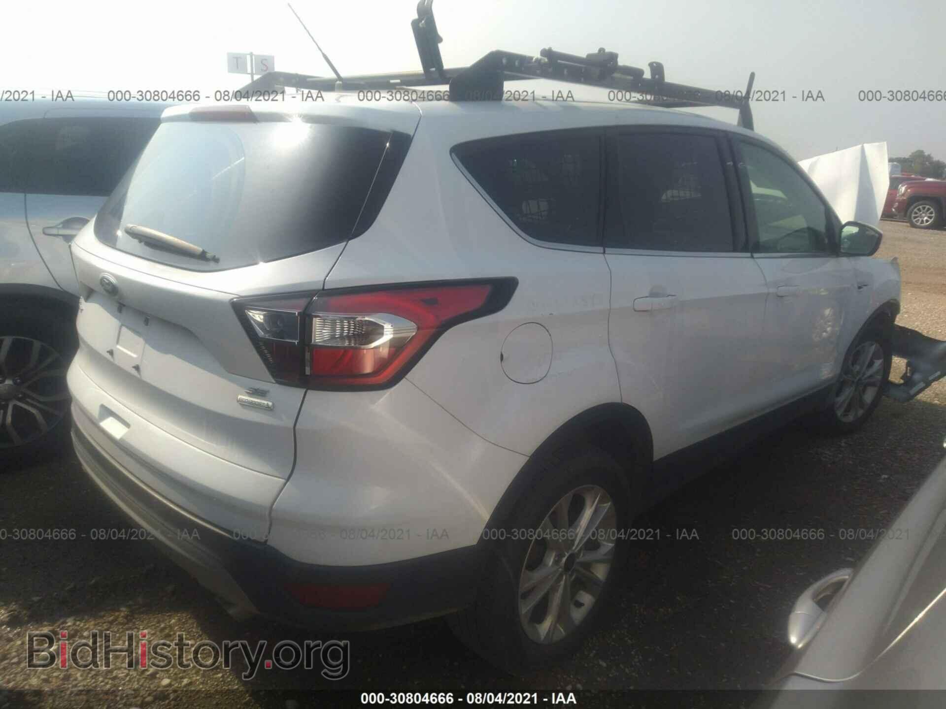 2017 FORD ESCAPE - VIN: 1FMCU0GDXHUE77190 - Фото 4