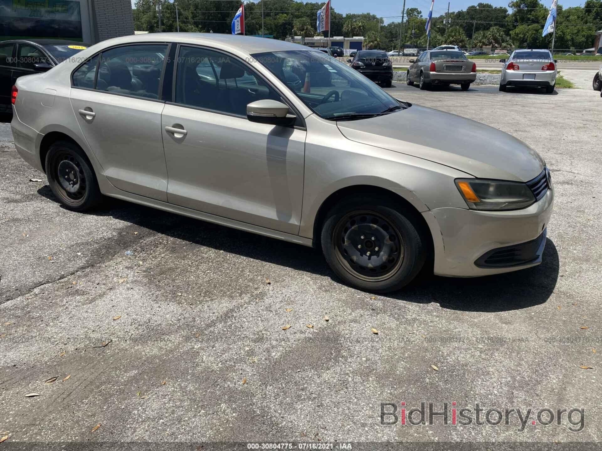 Photo 3VWD17AJ3EM296082 - VOLKSWAGEN JETTA SEDAN 2014