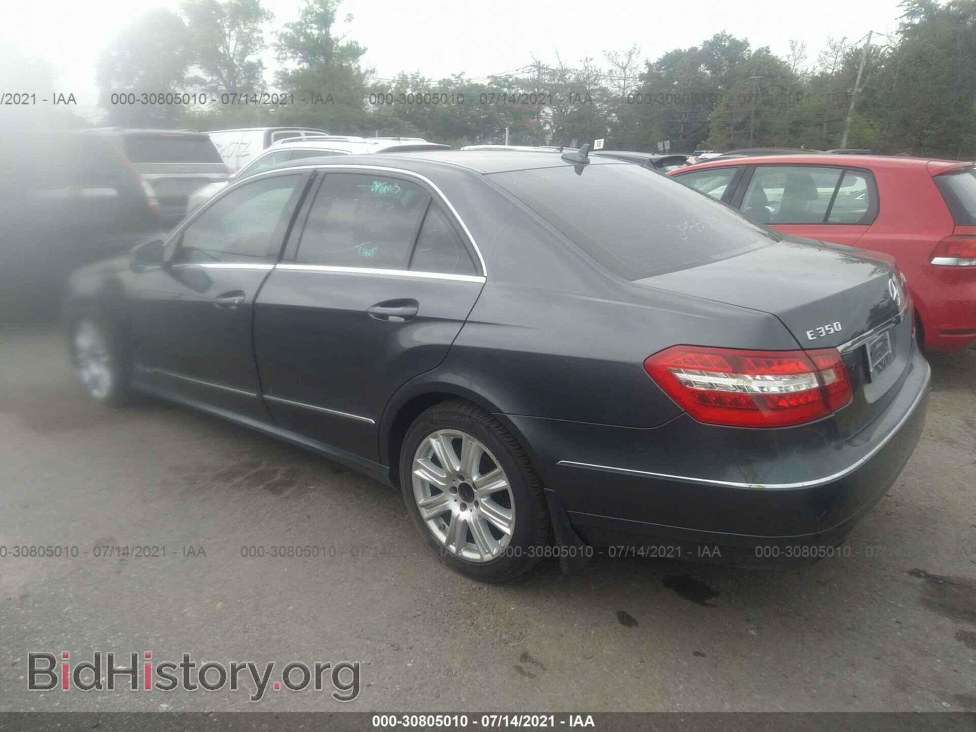 Photo WDDHF2EBXCA548843 - MERCEDES-BENZ E-CLASS 2012
