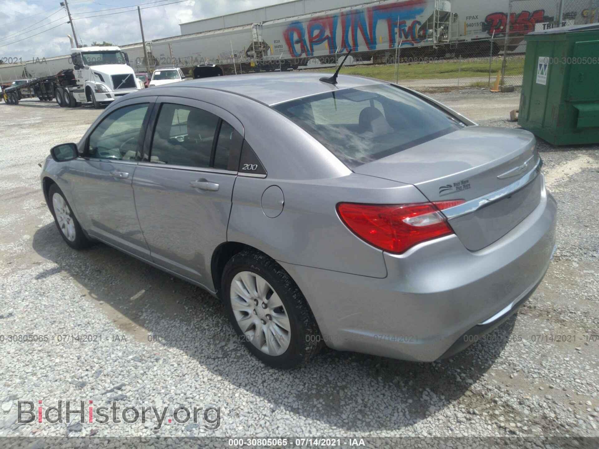 2013 CHRYSLER 200 - VIN: 1C3CCBAB3DN646677 - Фото 3