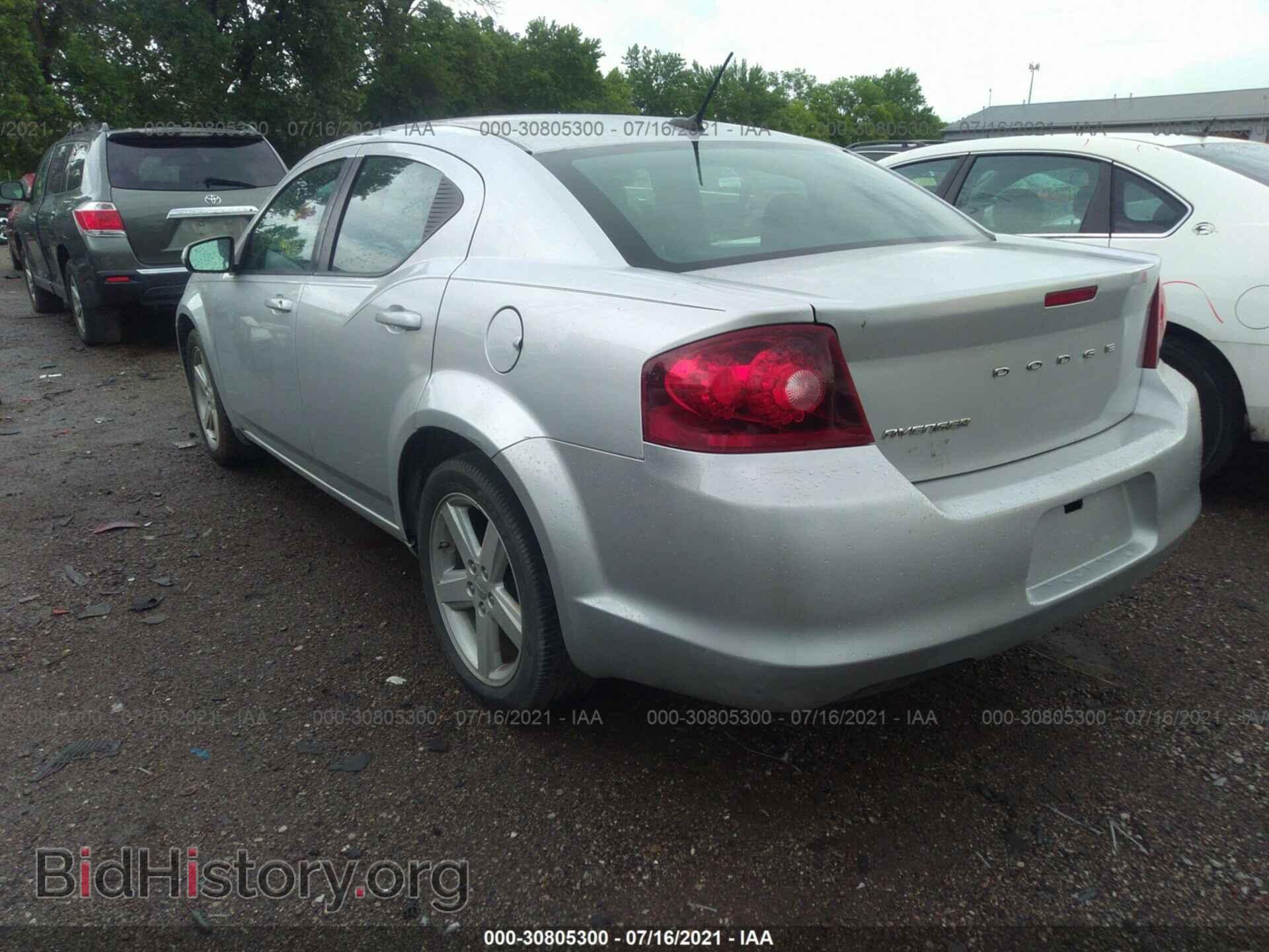 2011 DODGE AVENGER - VIN: 1B3BD1FB8BN574252 - Photo 3