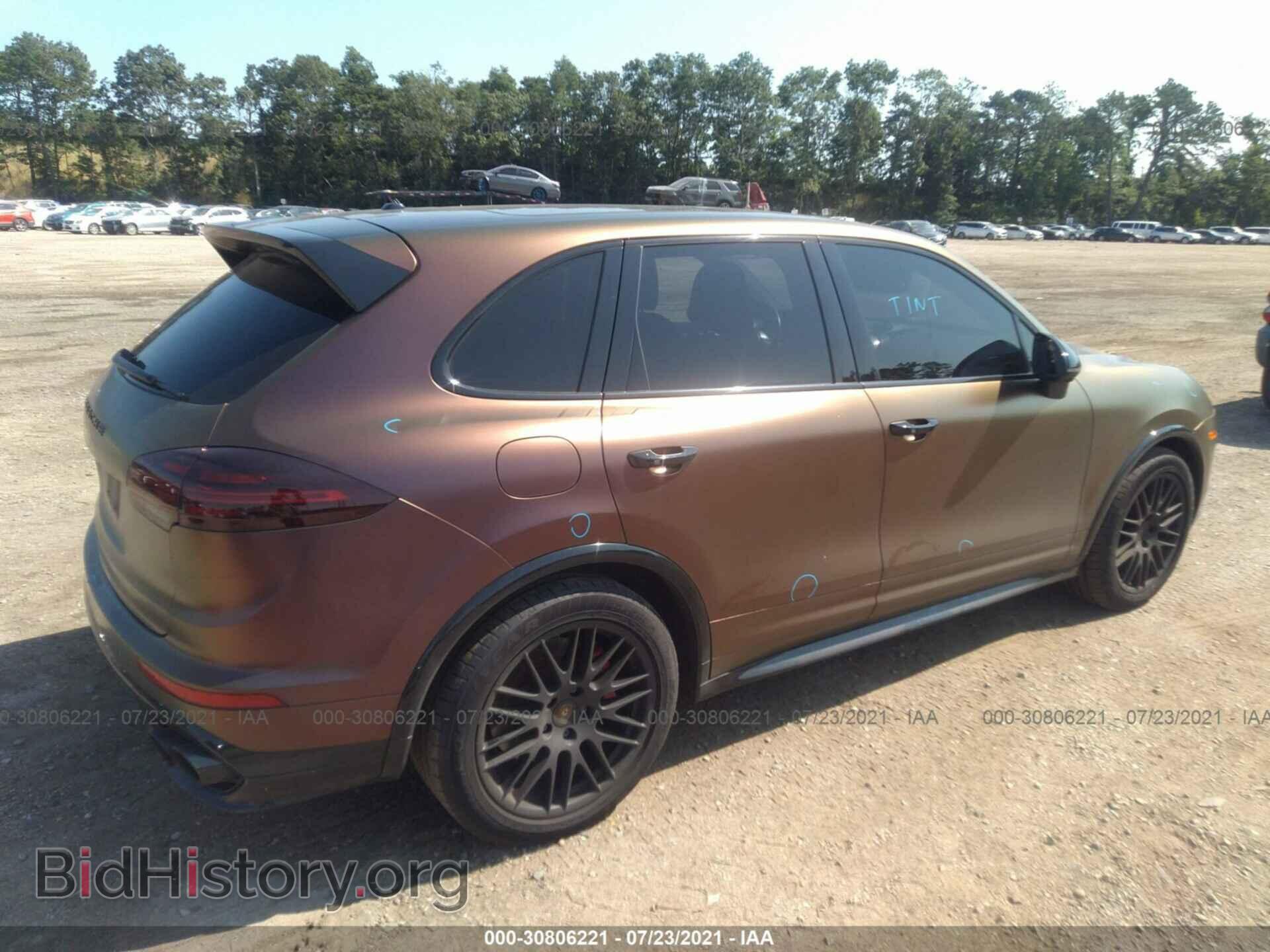 2016 PORSCHE CAYENNE - VIN: WP1AD2A29GLA73234 - Фото 4