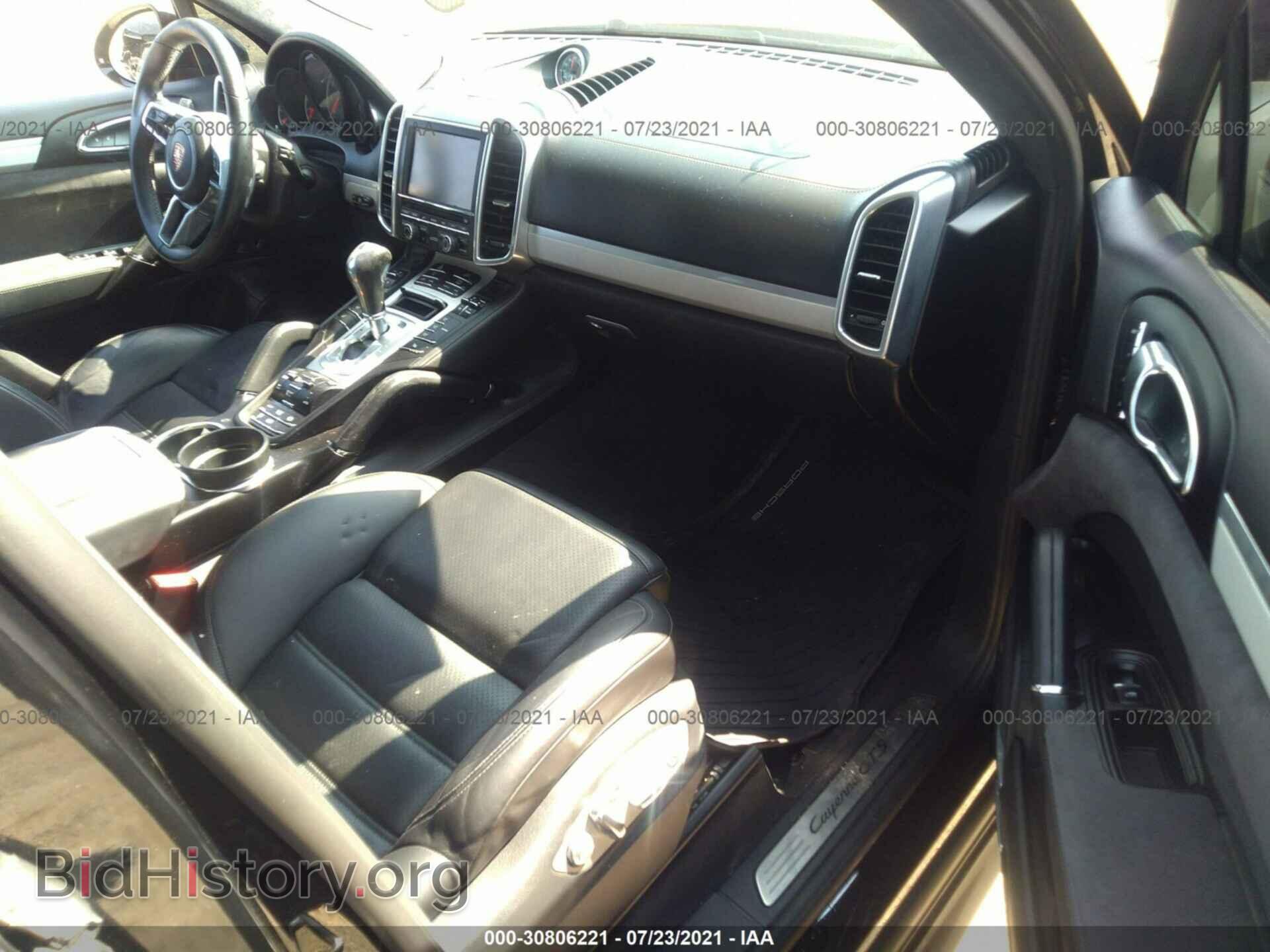 2016 PORSCHE CAYENNE - VIN: WP1AD2A29GLA73234 - Фото 5