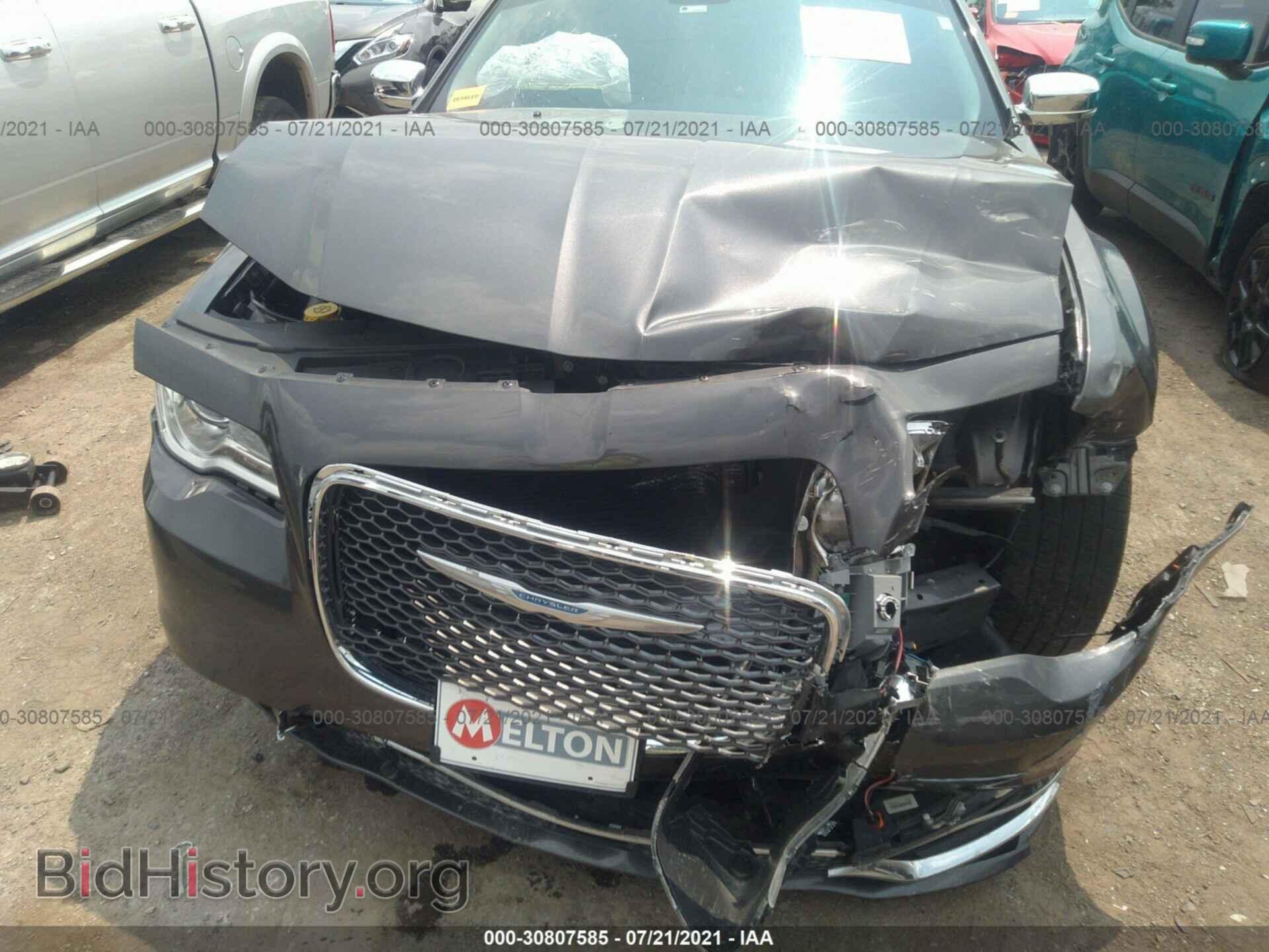 2017 CHRYSLER 300 - VIN: 2C3CCAKG2HH586944 - Фото 6