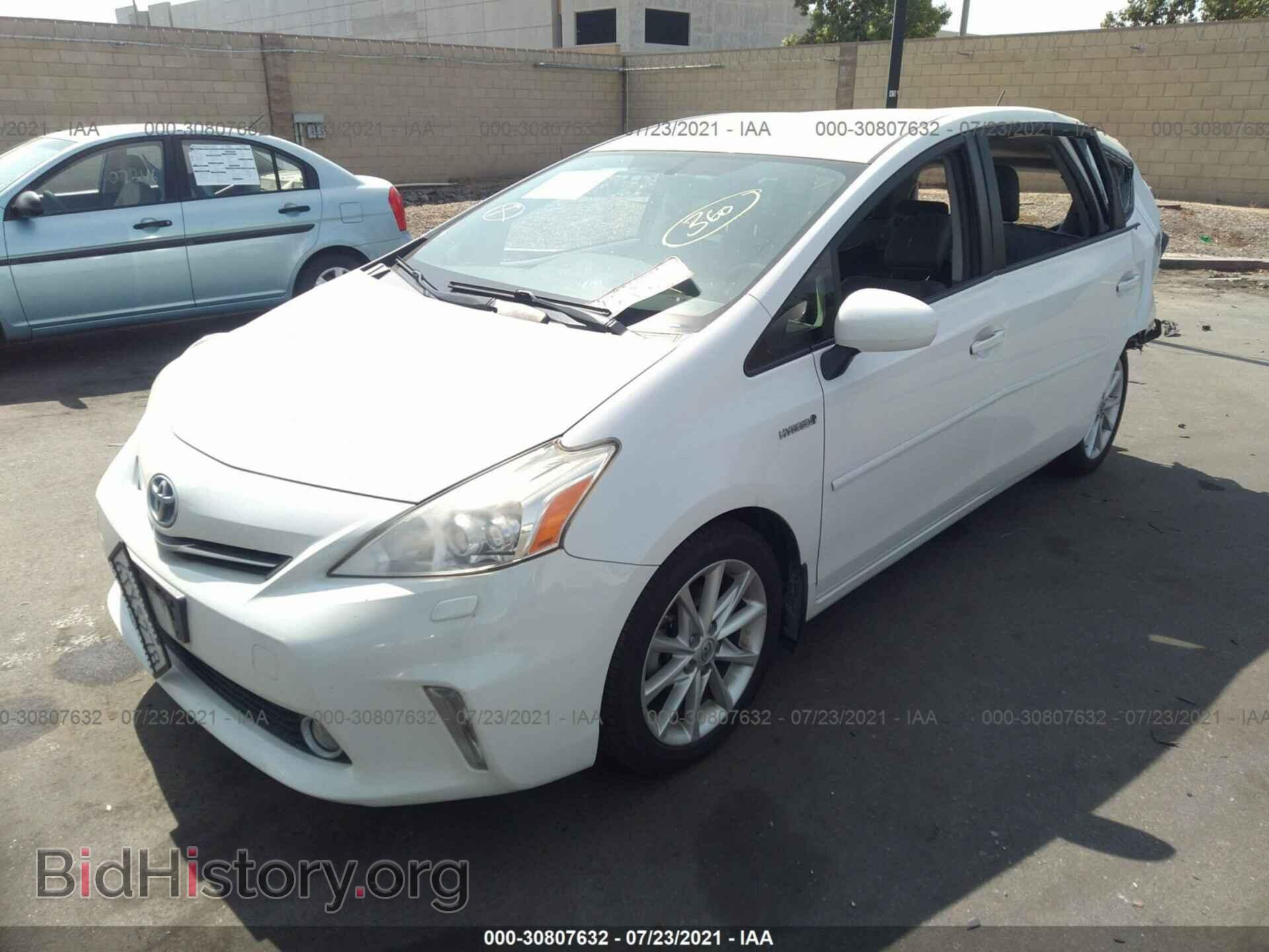 2012 TOYOTA PRIUS V - VIN: JTDZN3EU9C3027089 - Фото 2