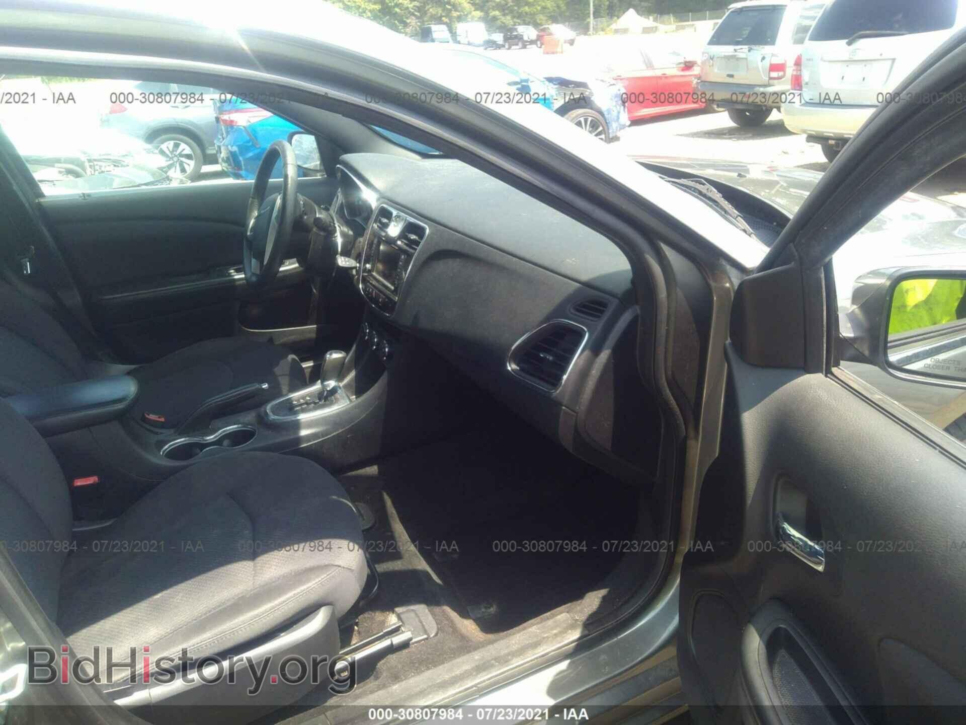 2013 CHRYSLER 200 - VIN: 1C3CCBBB3DN579612 - Photo 5