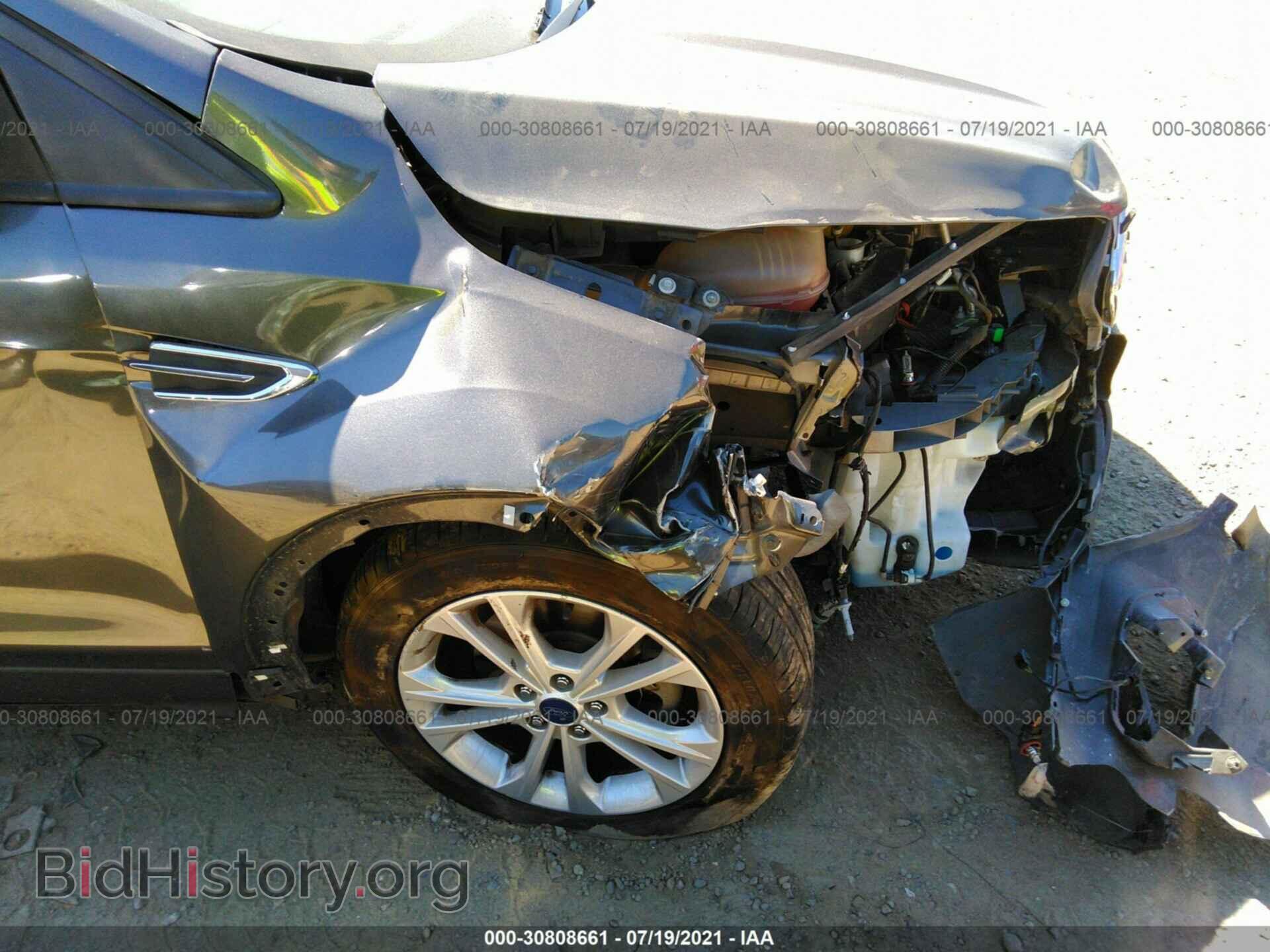 2017 FORD ESCAPE - VIN: 1FMCU0GD3HUA40969 - Фото 6