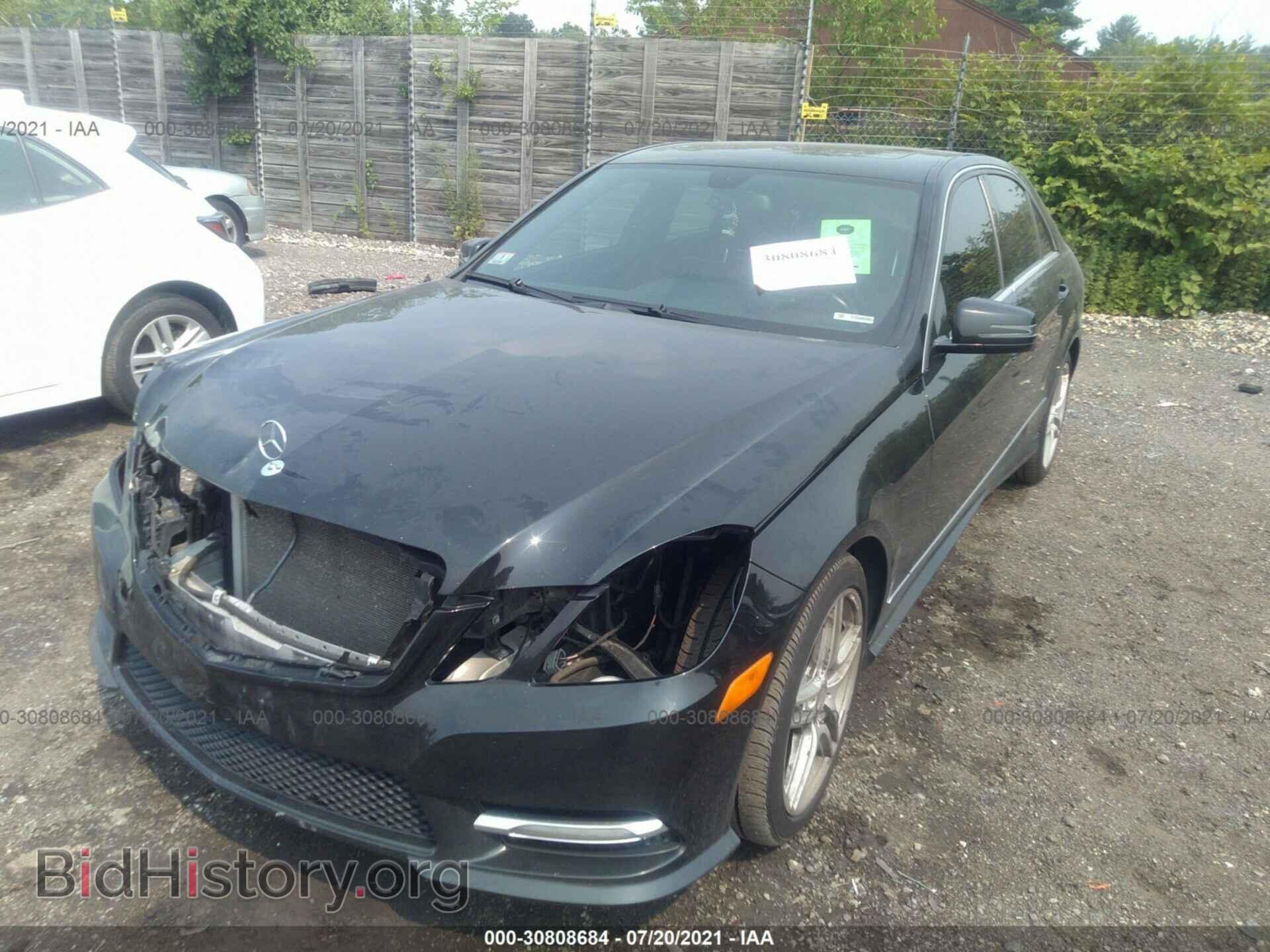 2013 MERCEDES-BENZ E-CLASS - VIN: WDDHF8JB2DA690565 - Photo 2