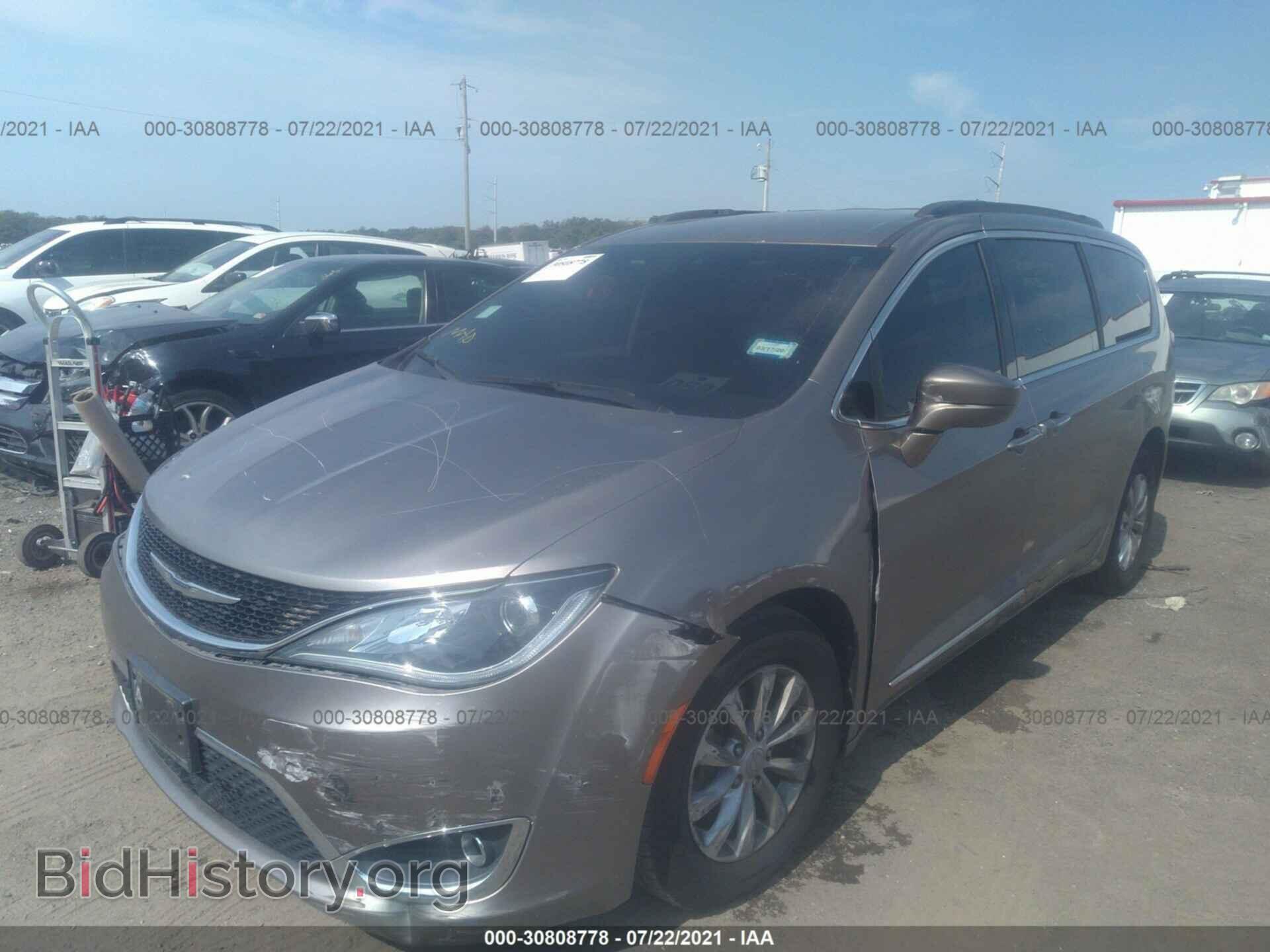 2017 CHRYSLER PACIFICA - VIN: 2C4RC1BG8HR552765 - Фото 2