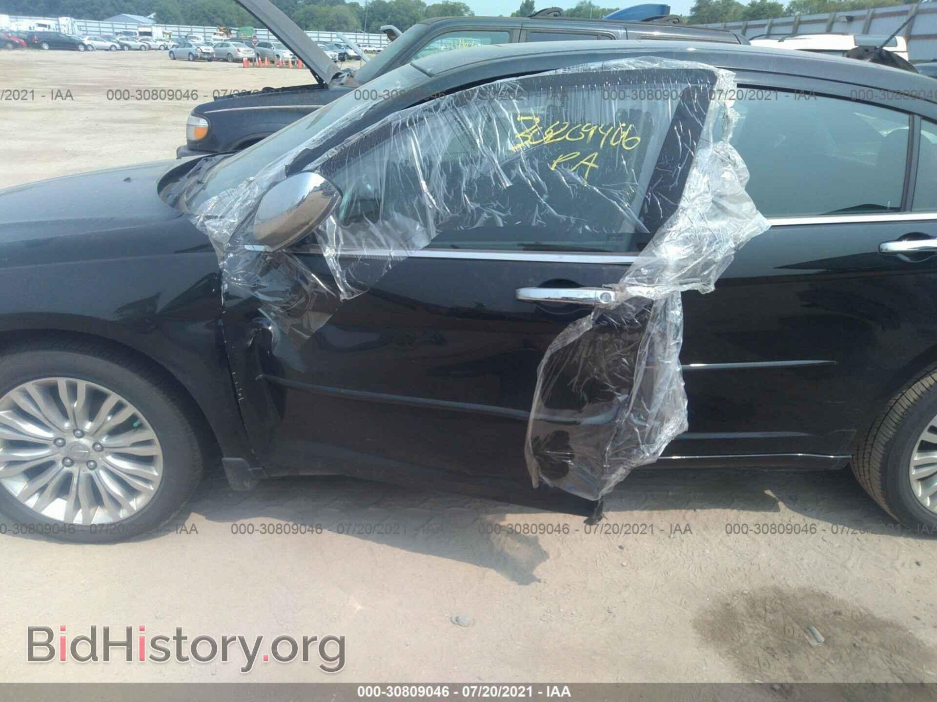 2012 CHRYSLER 200 - VIN: 1C3CCBCB7CN178884 - Photo 6