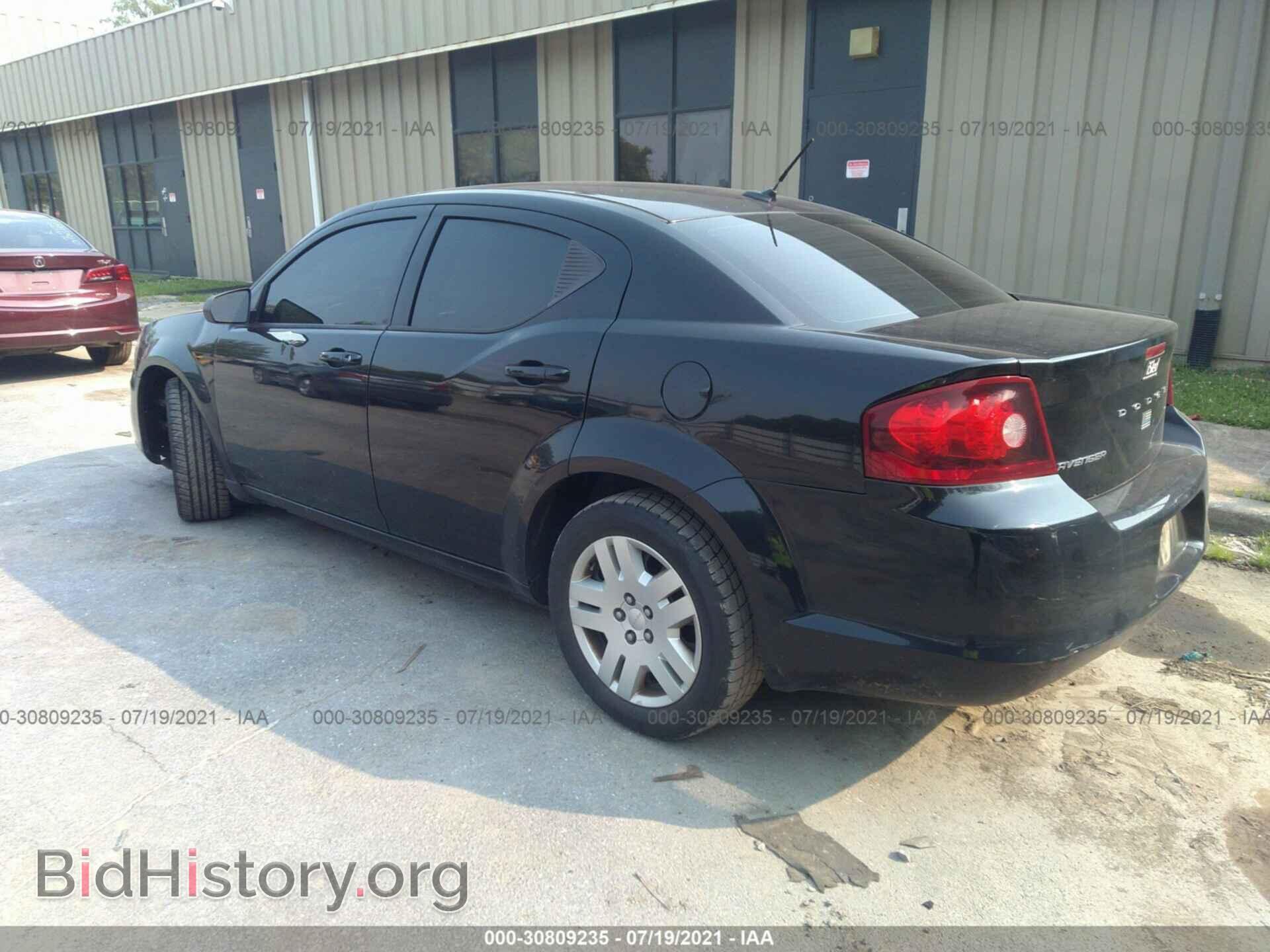 2011 DODGE AVENGER - VIN: 1B3BD4FB1BN606220 - Фото 3