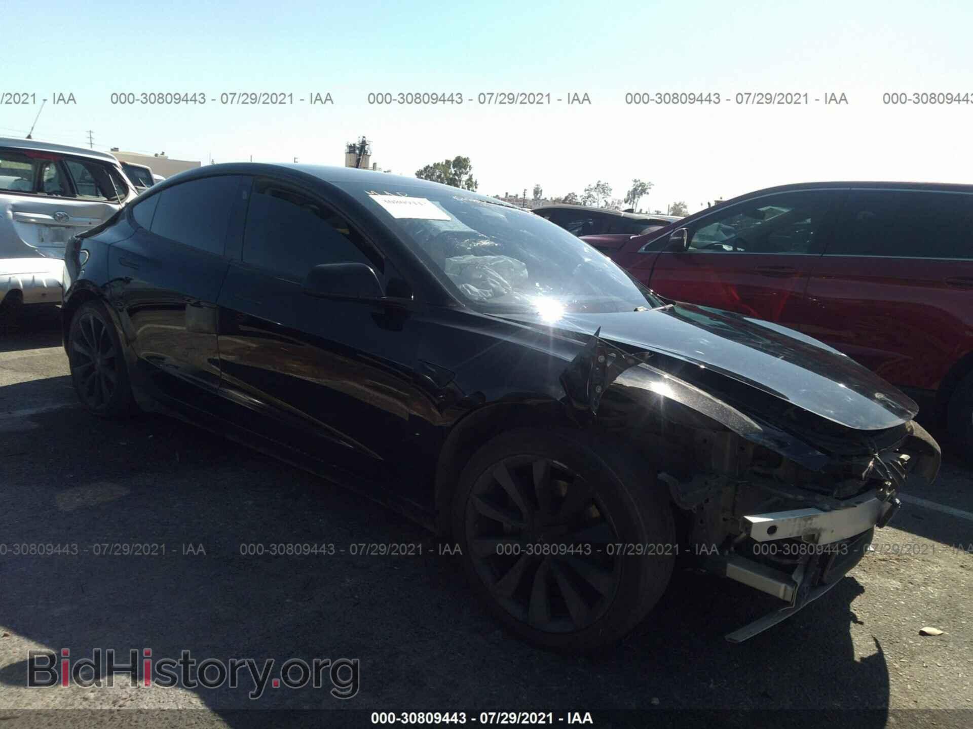 Фотография 5YJ3E1EA4JF176168 - TESLA MODEL 3 2018