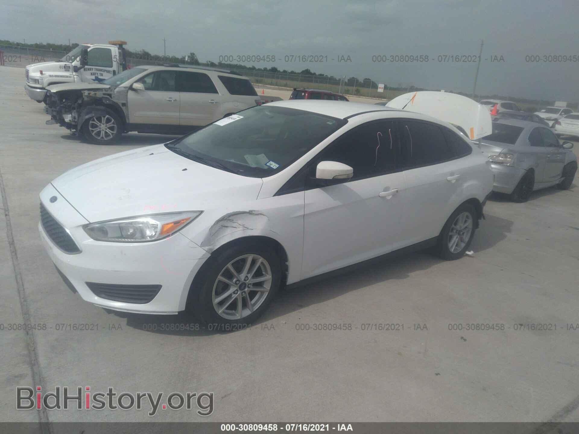2016 FORD FOCUS - VIN: 1FADP3F22GL234890 - Фото 2
