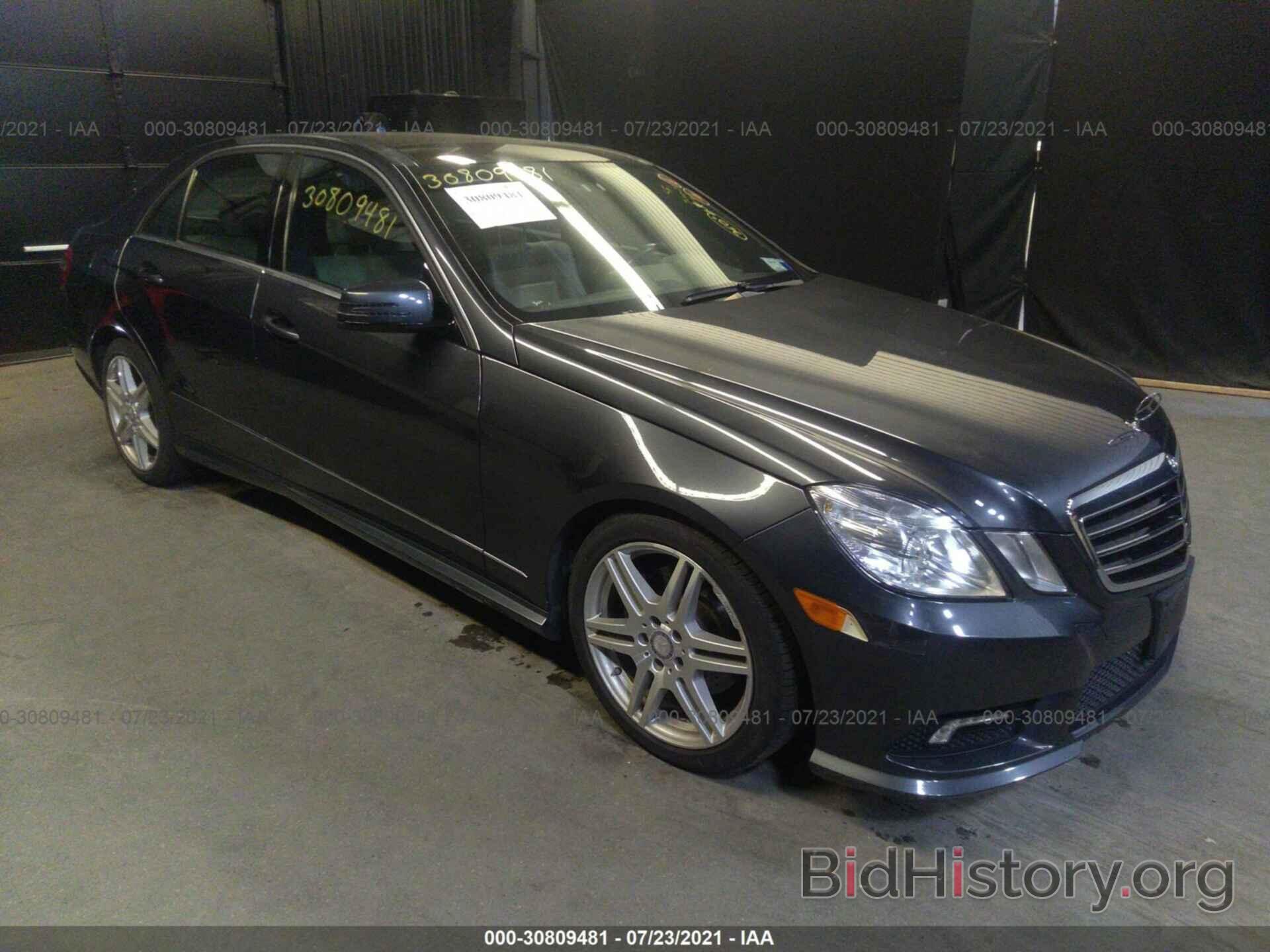 Фотография WDDHF8HB6BA383564 - MERCEDES-BENZ E-CLASS 2011