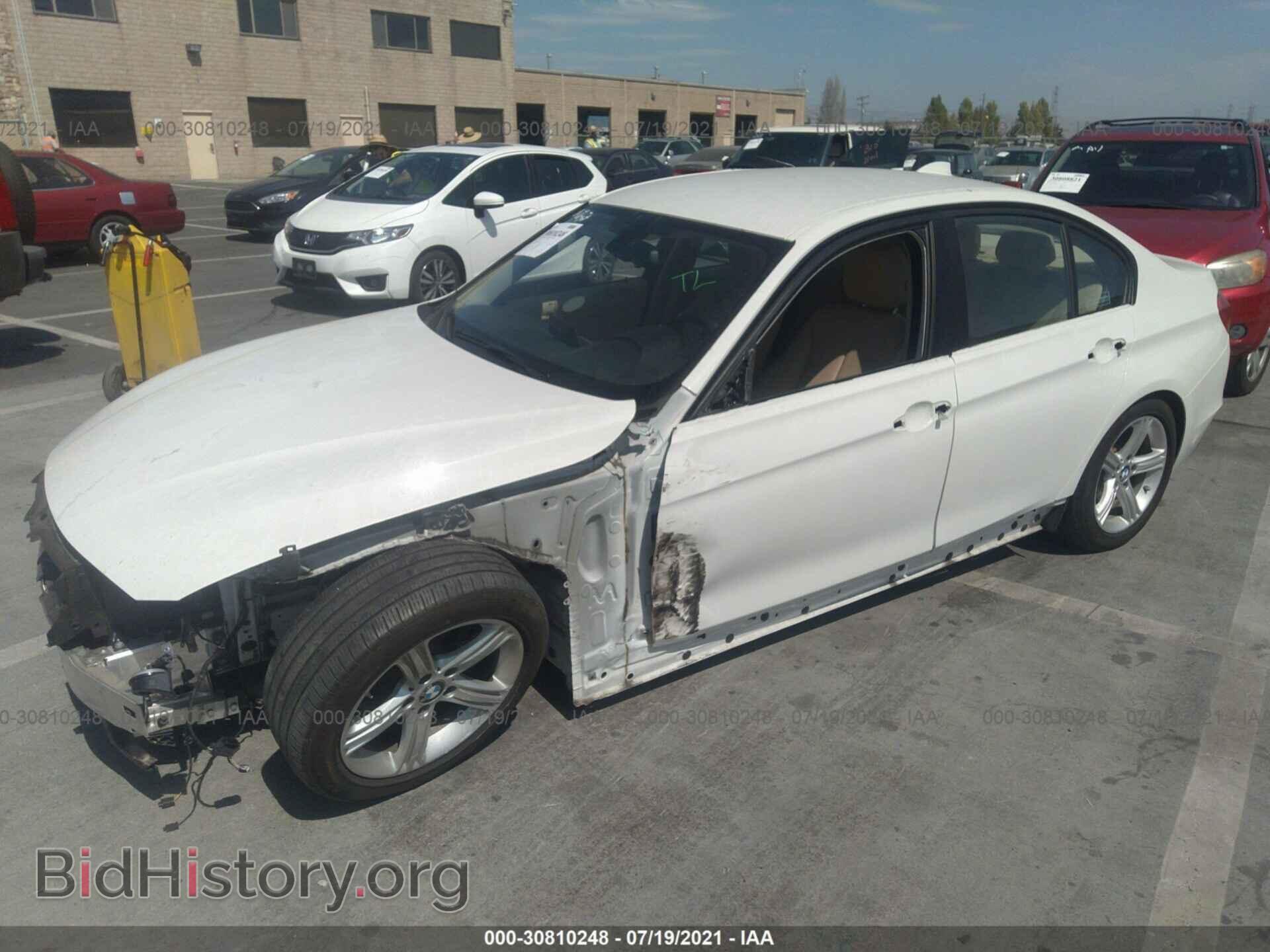 2015 BMW 3 SERIES - VIN: WBA3C1C54FK123361 - Фото 2