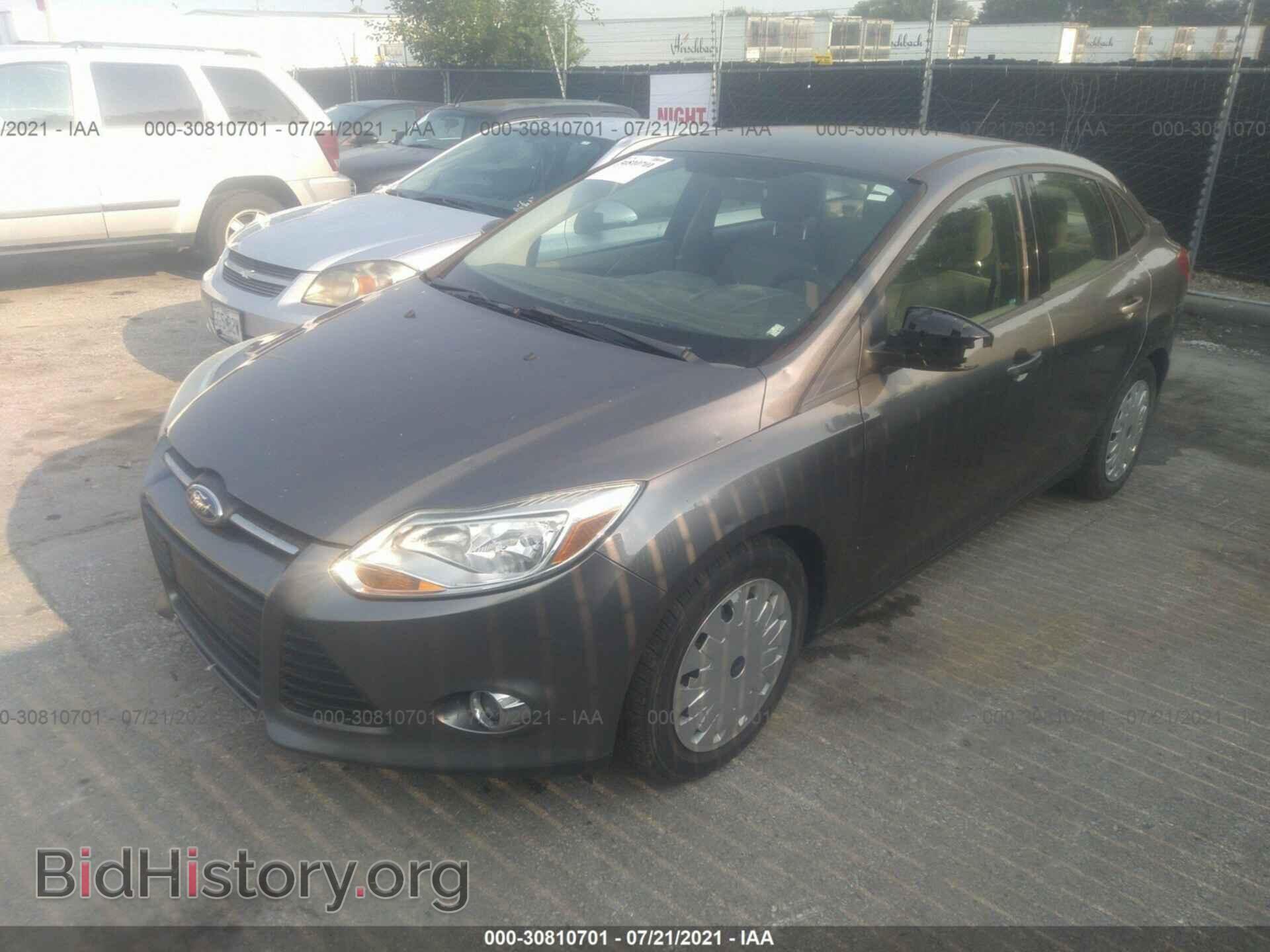 2012 FORD FOCUS - VIN: 1FAHP3F26CL308243 - Фото 2