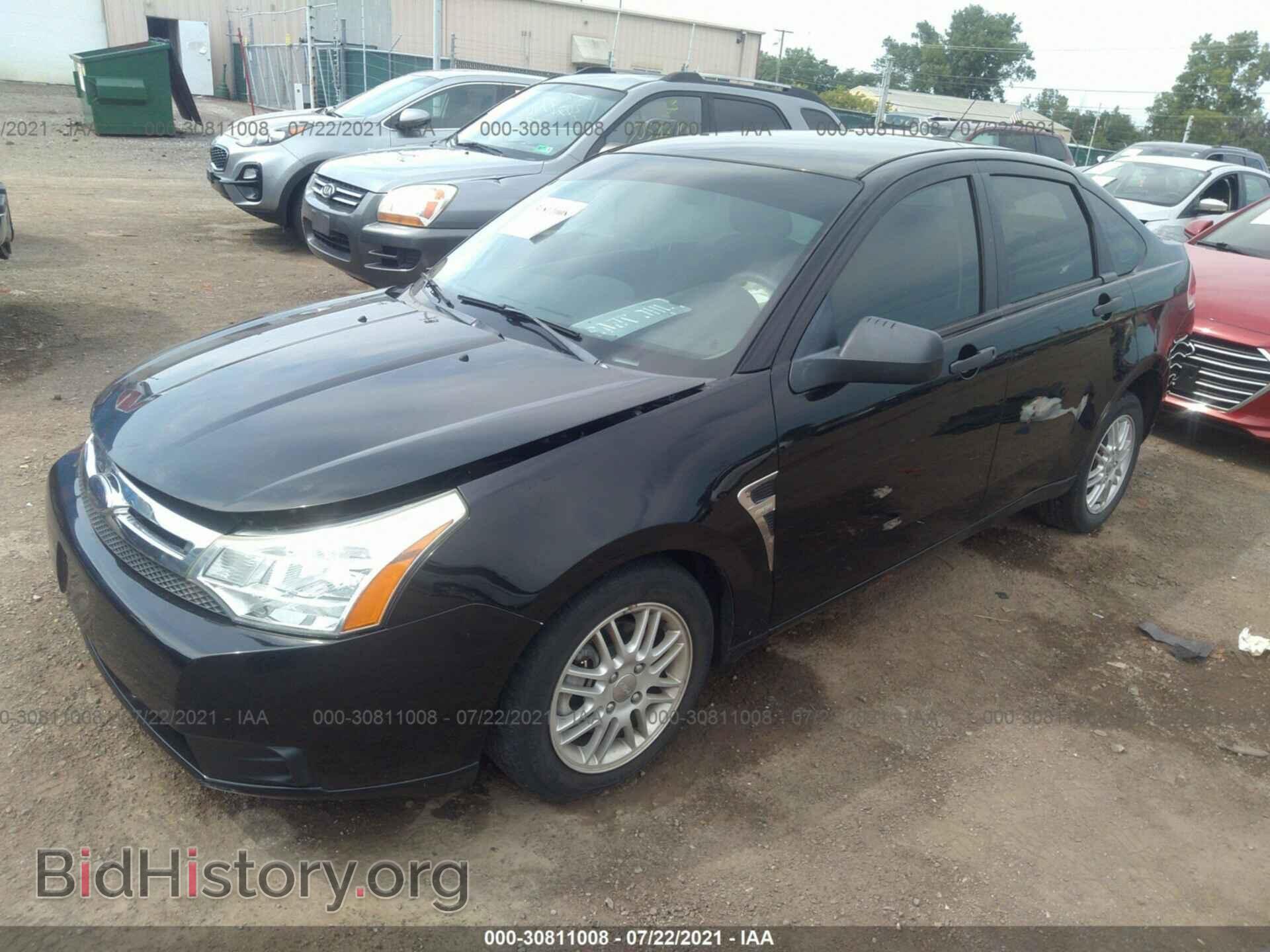 2008 FORD FOCUS - VIN: 1FAHP35N08W242547 - Фото 2