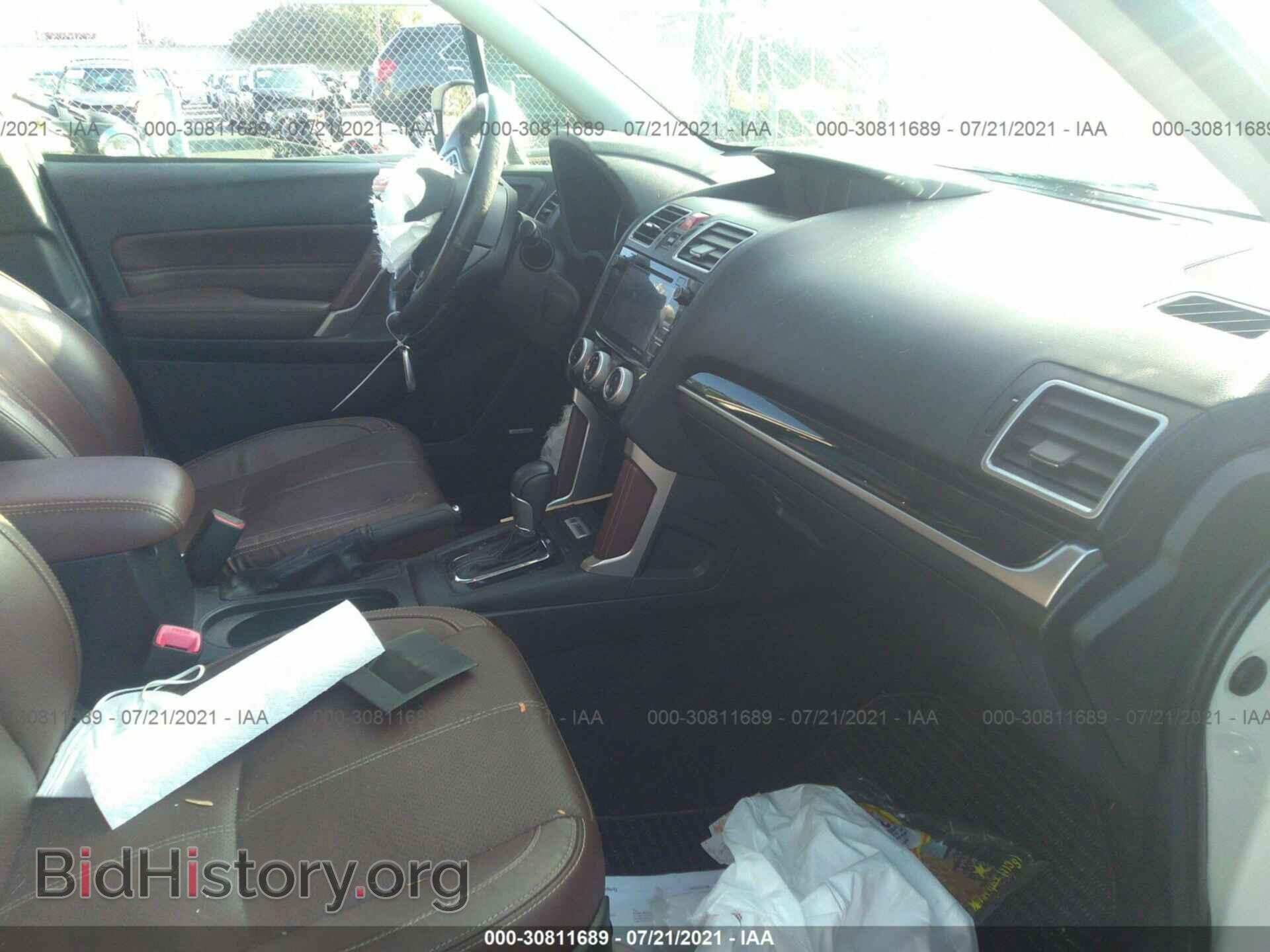2017 SUBARU FORESTER - VIN: JF2SJATC6HH537858 - Фото 5