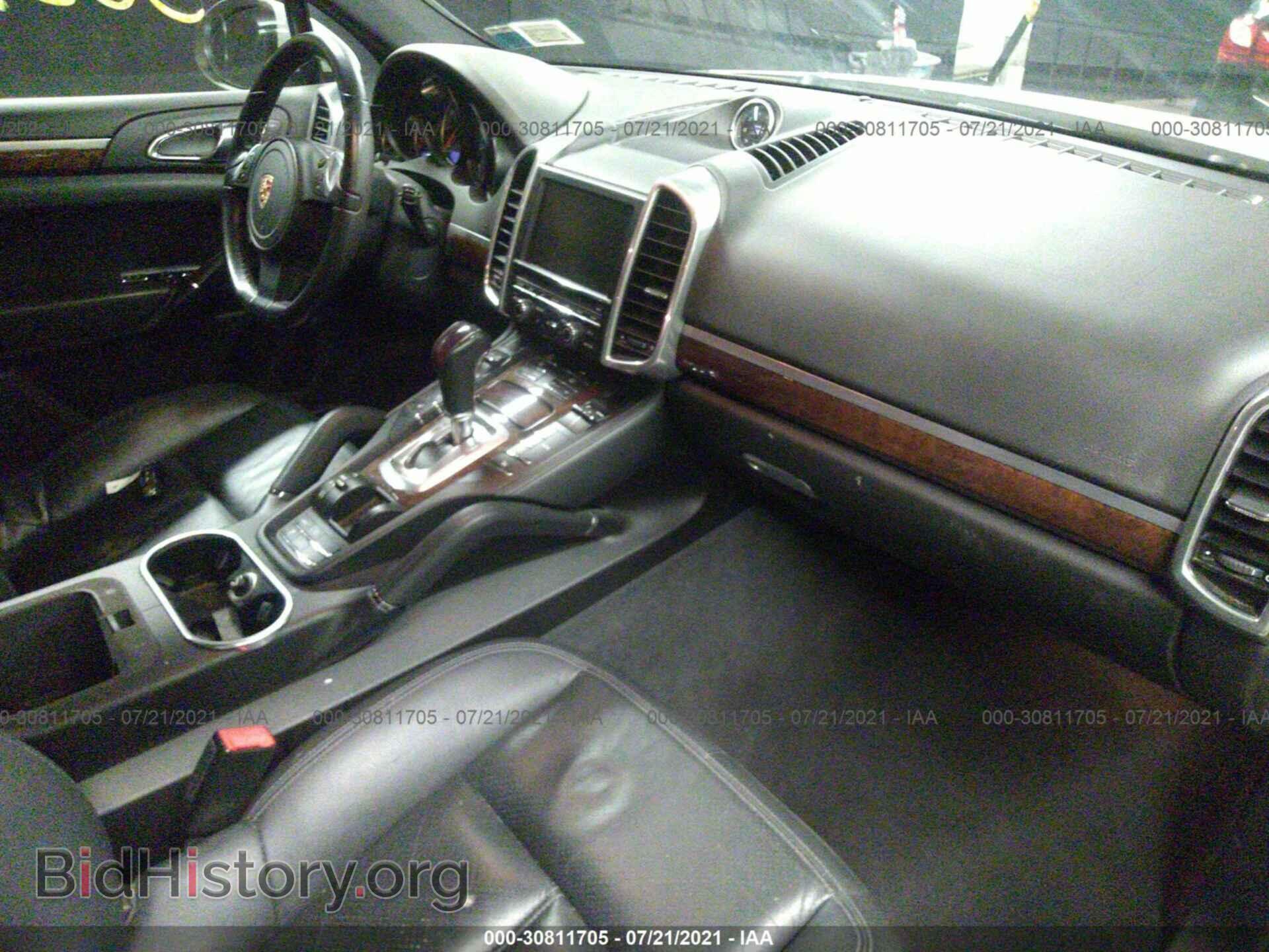 2011 PORSCHE CAYENNE - VIN: WP1AA2A21BLA05902 - Photo 5