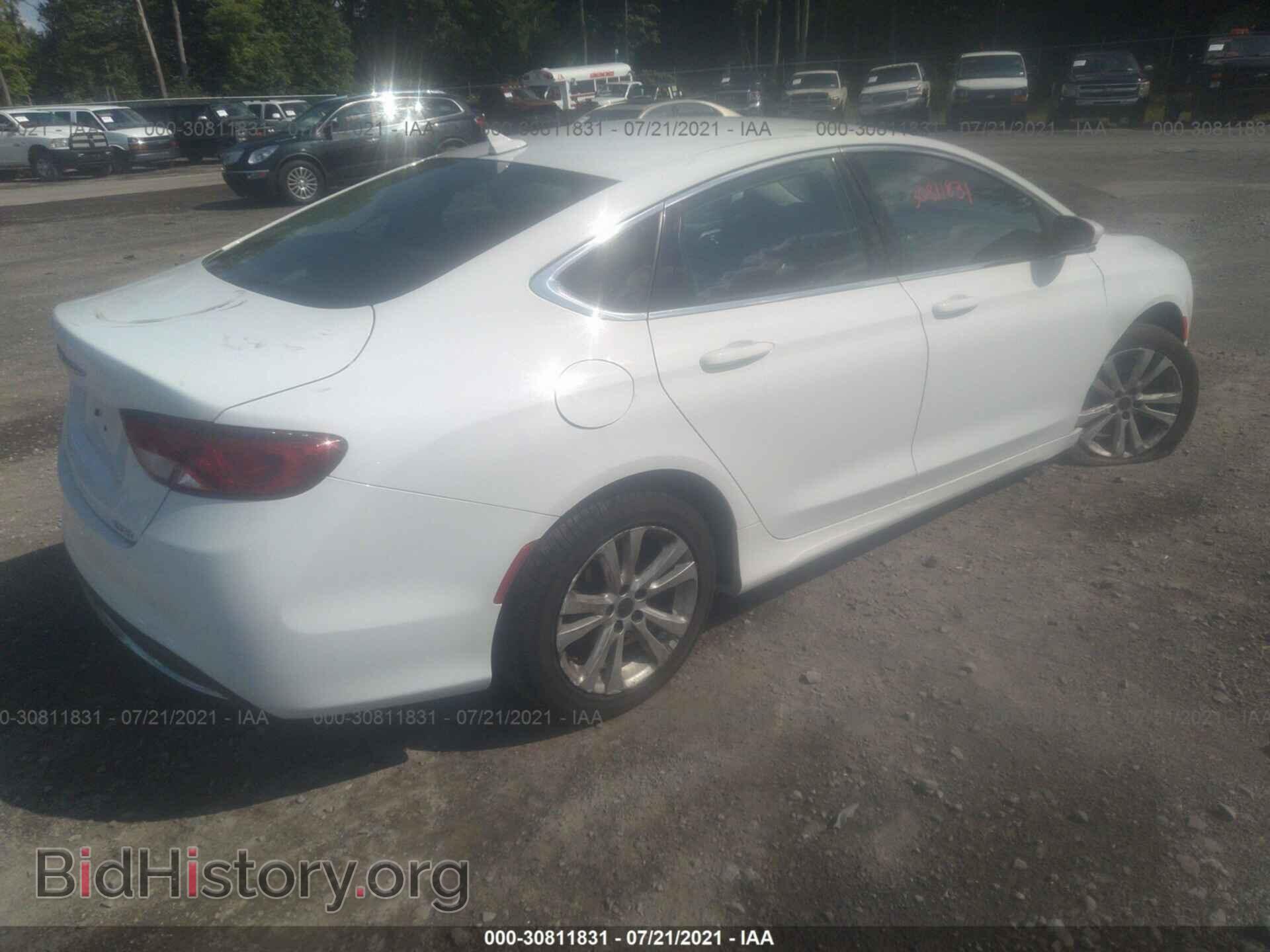 2015 CHRYSLER 200 - VIN: 1C3CCCAB1FN735110 - Фото 4