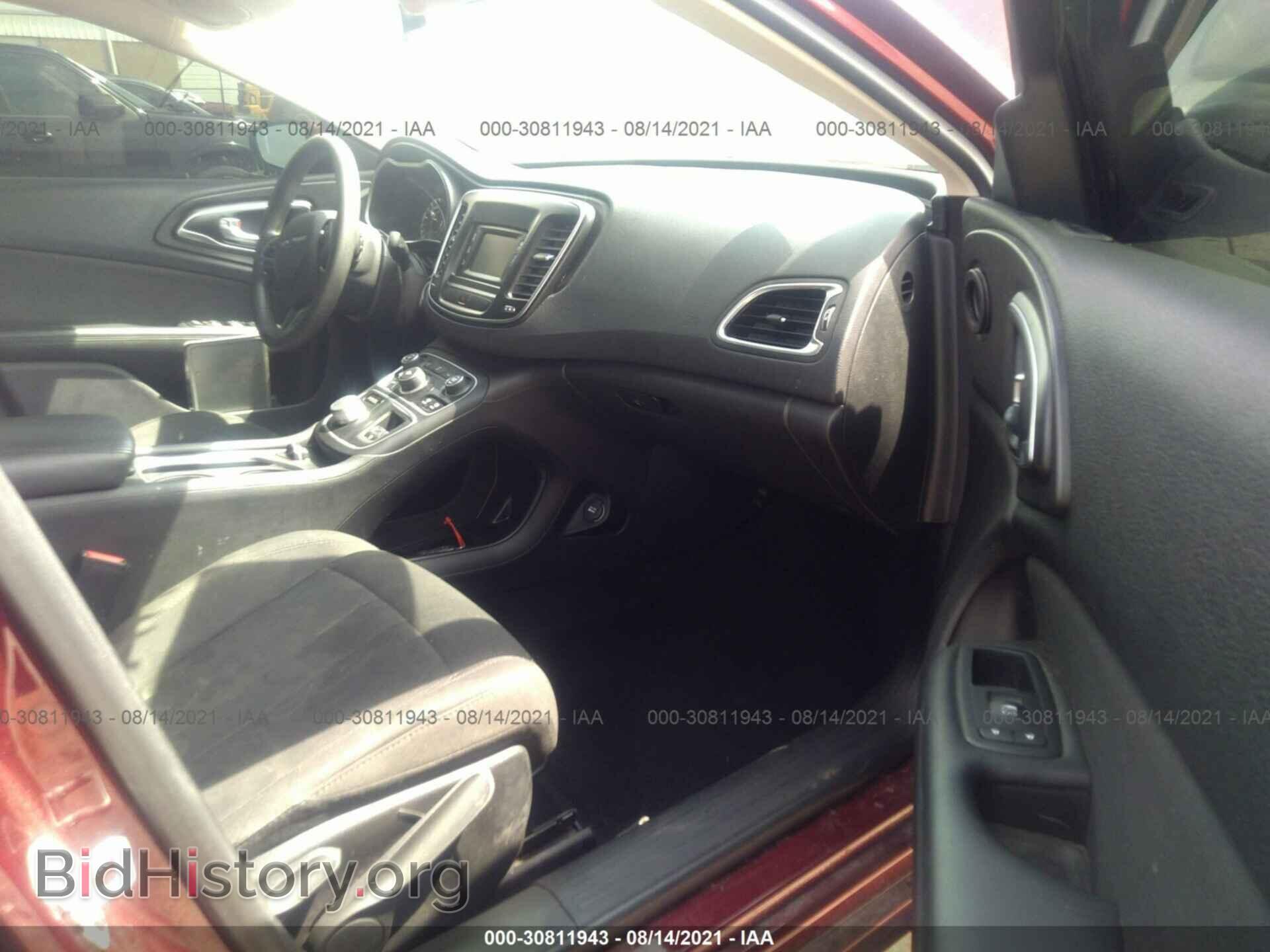 2016 CHRYSLER 200 - VIN: 1C3CCCAB0GN132439 - Фото 5