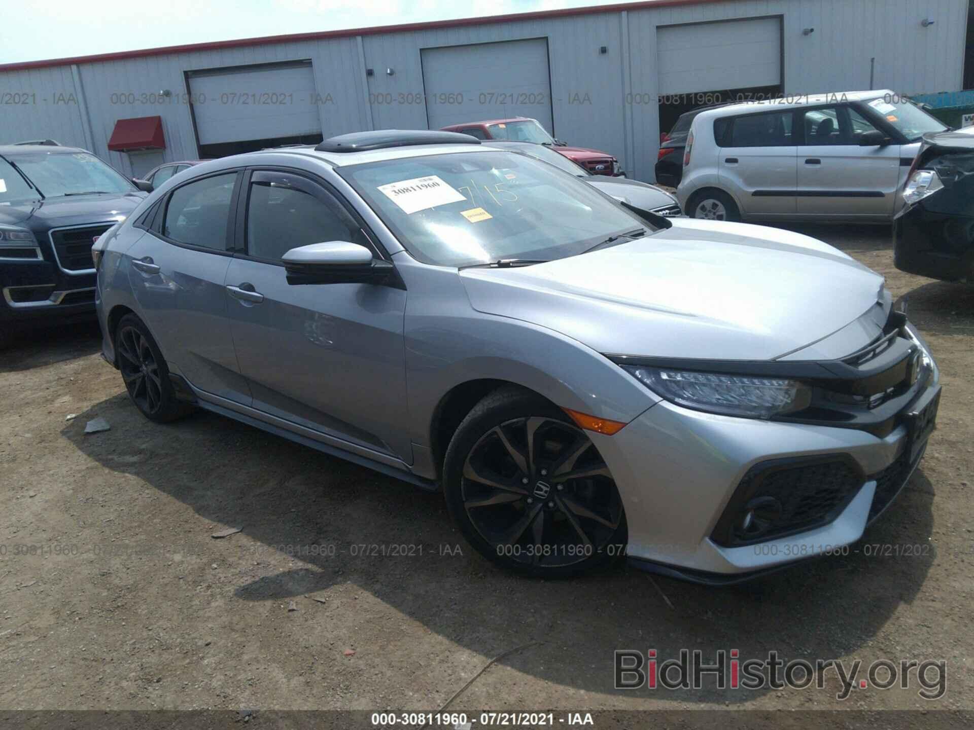 Photo SHHFK7H98JU214557 - HONDA CIVIC HATCHBACK 2018