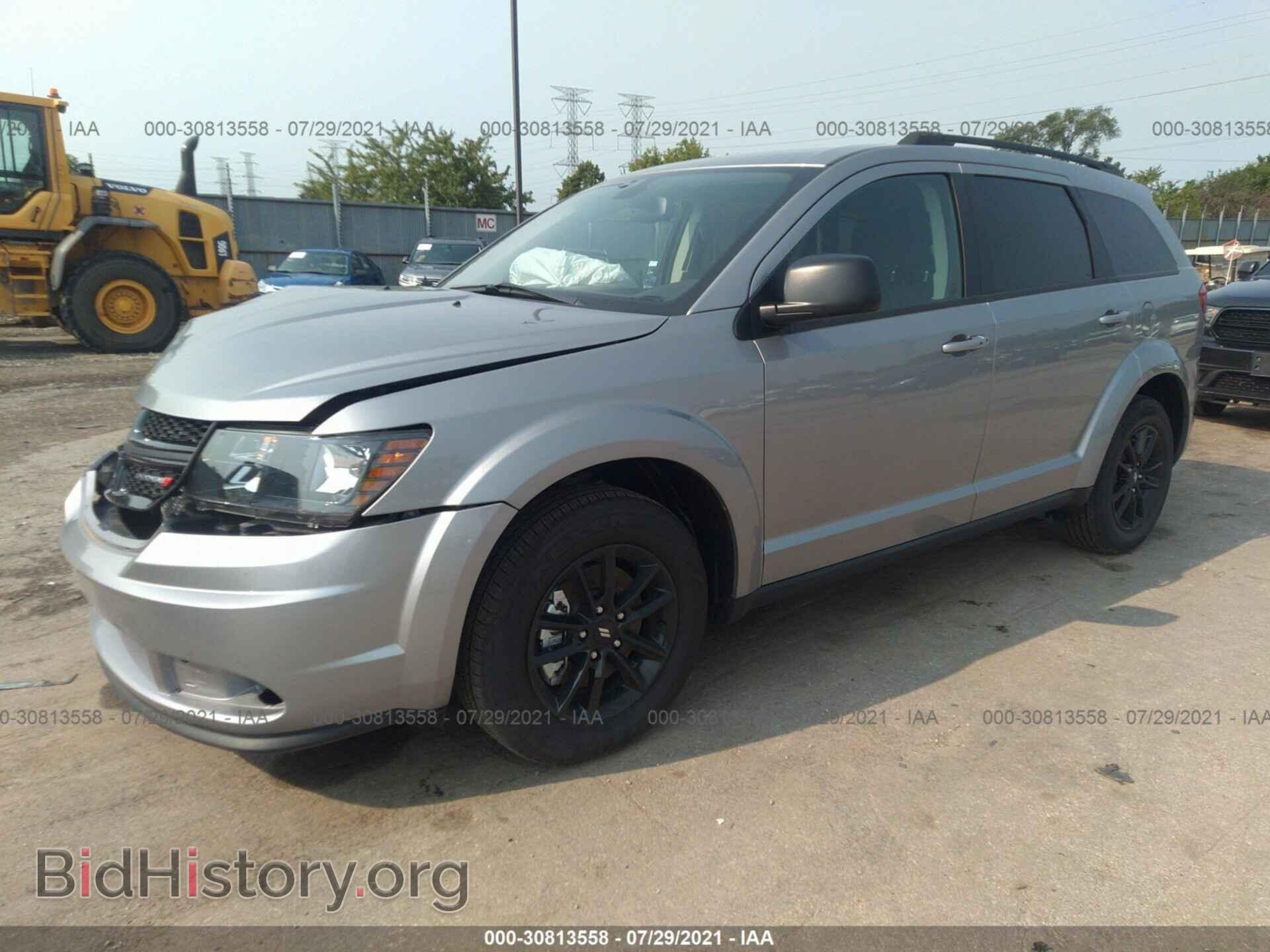 2020 DODGE JOURNEY - VIN: 3C4PDCAB0LT202073 - Фото 2